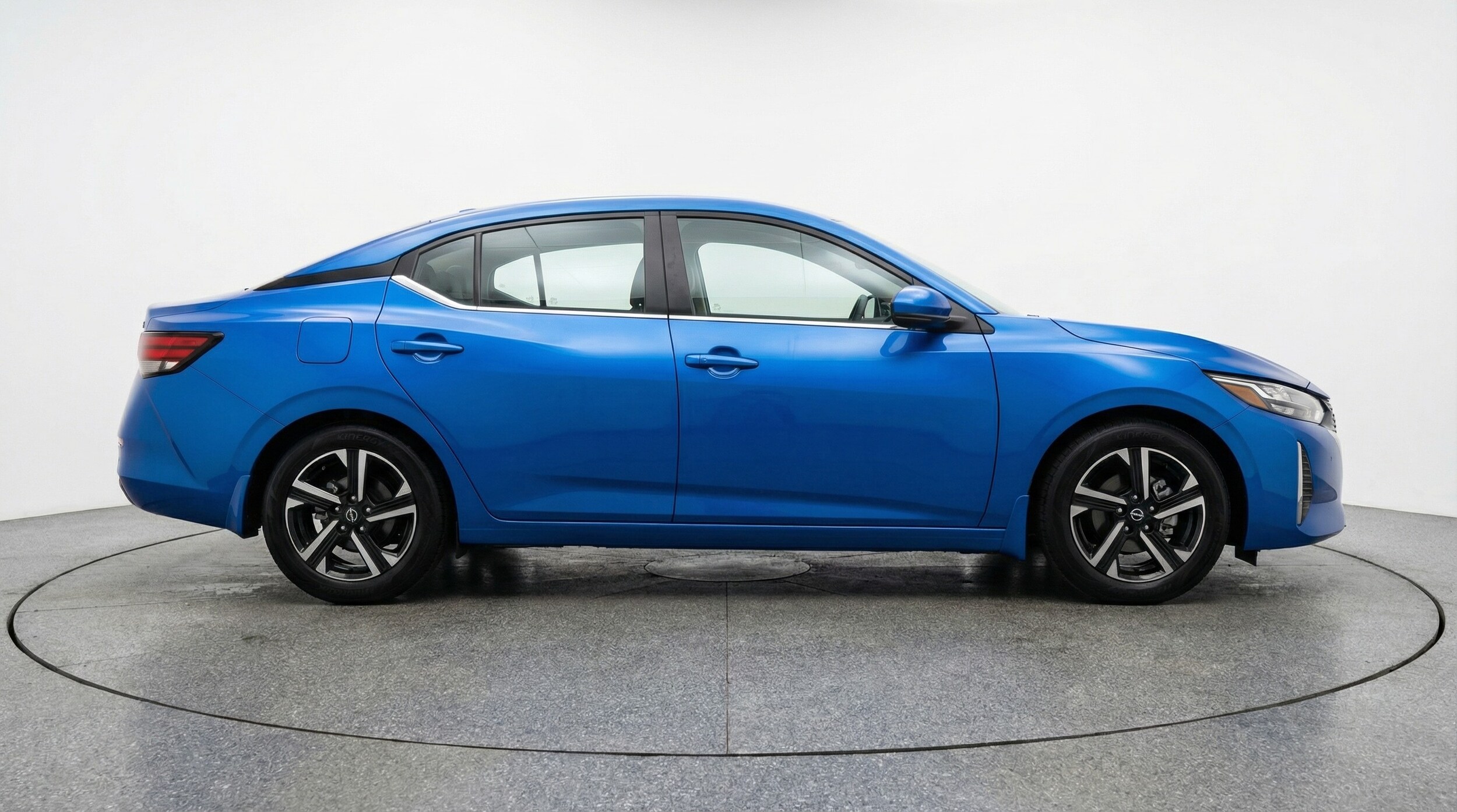 Thumbnail: 2025 Nissan Sentra - 8