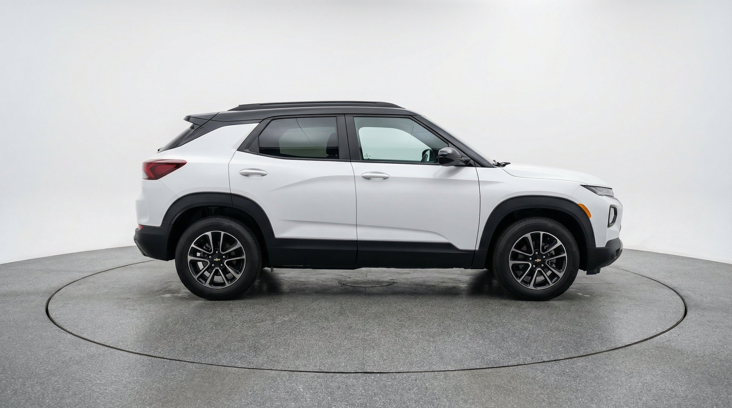 Thumbnail: 2025 Chevrolet TrailBlazer - 11