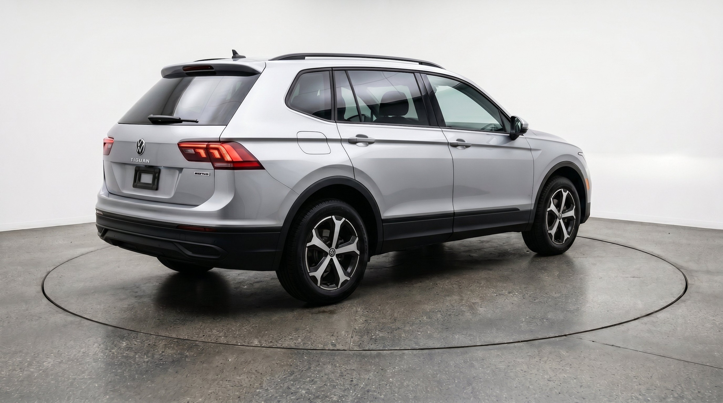 Thumbnail: 2026 Volkswagen Tiguan - 9