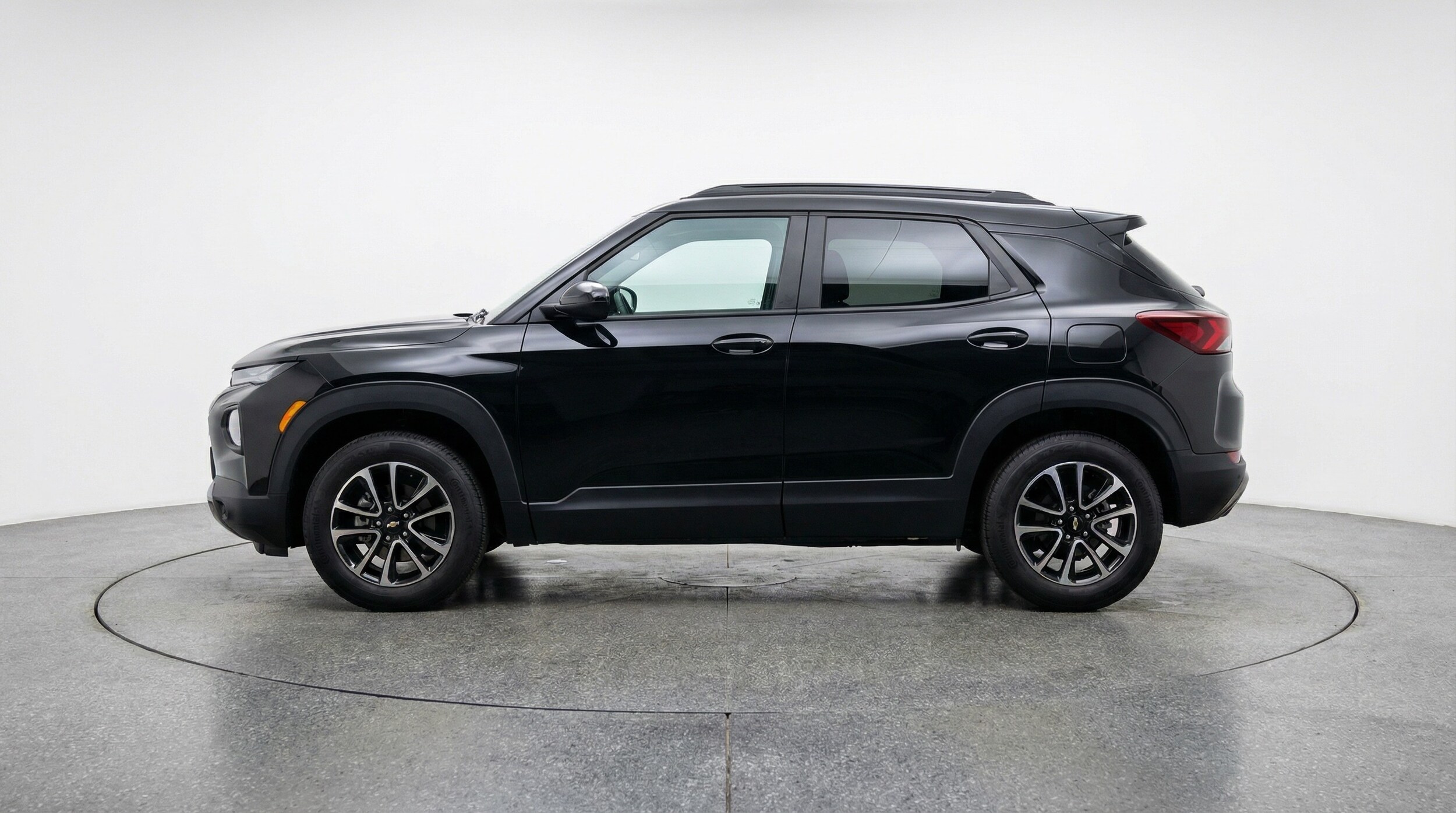 Thumbnail: 2025 Chevrolet TrailBlazer - 4