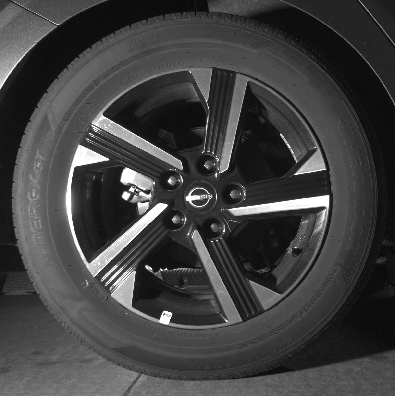 Thumbnail: 2025 Nissan Sentra - 12