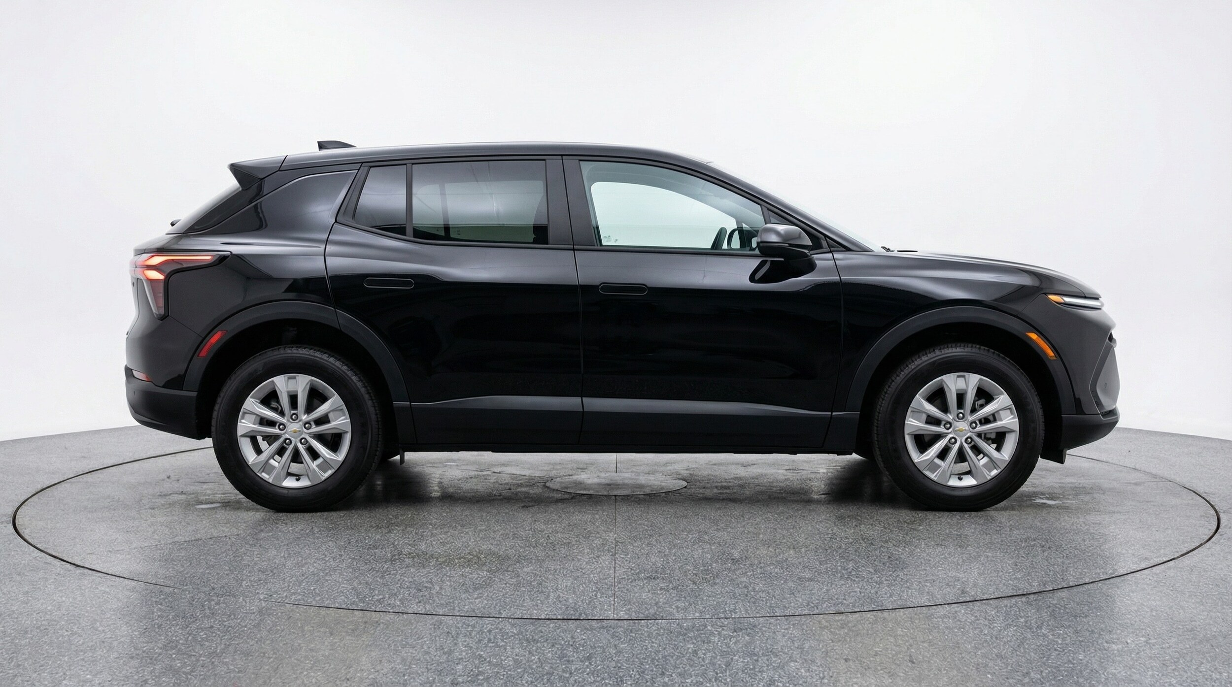 Thumbnail: 2025 Chevrolet Equinox - 8