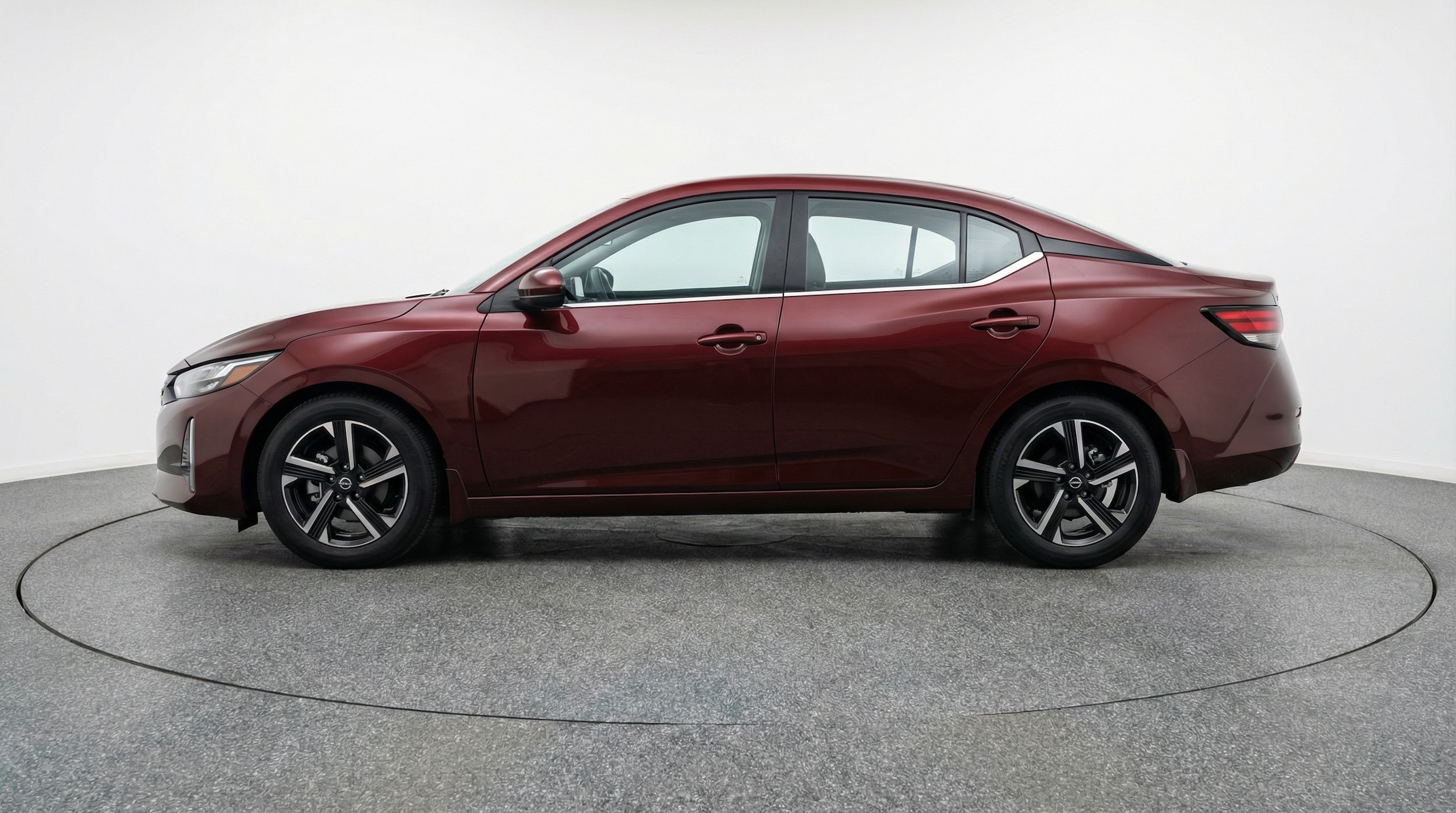 Thumbnail: 2025 Nissan Sentra - 4