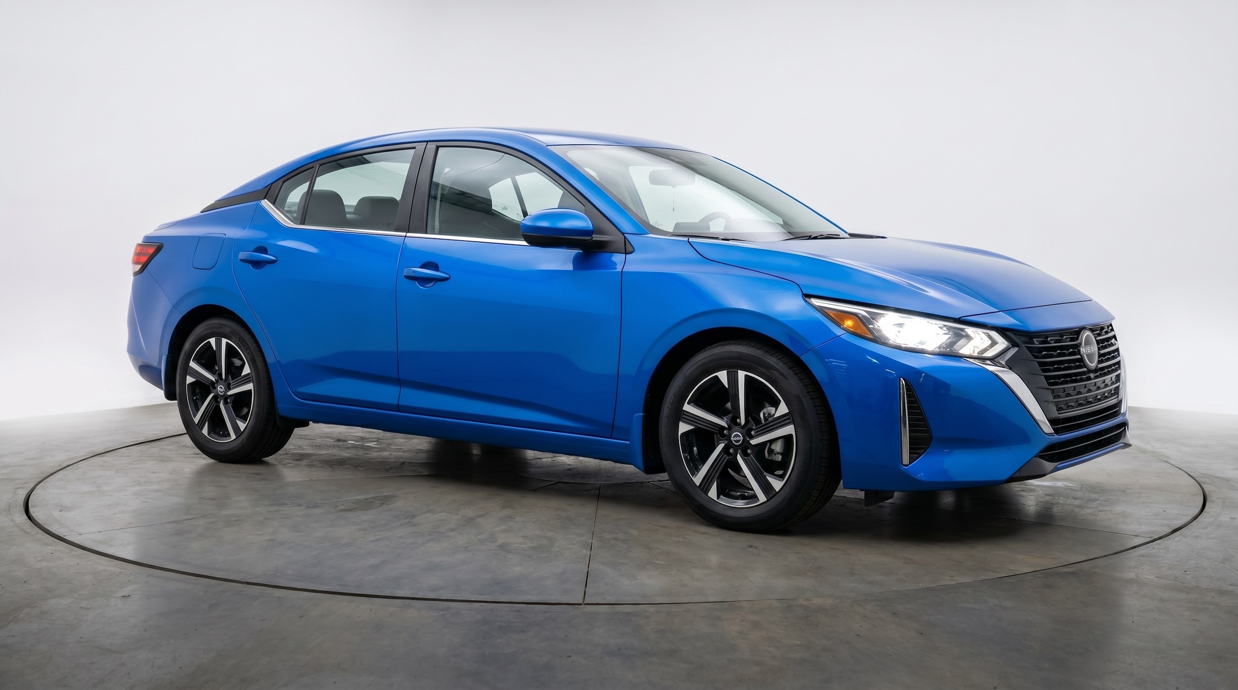 Thumbnail: 2025 Nissan Sentra - 1