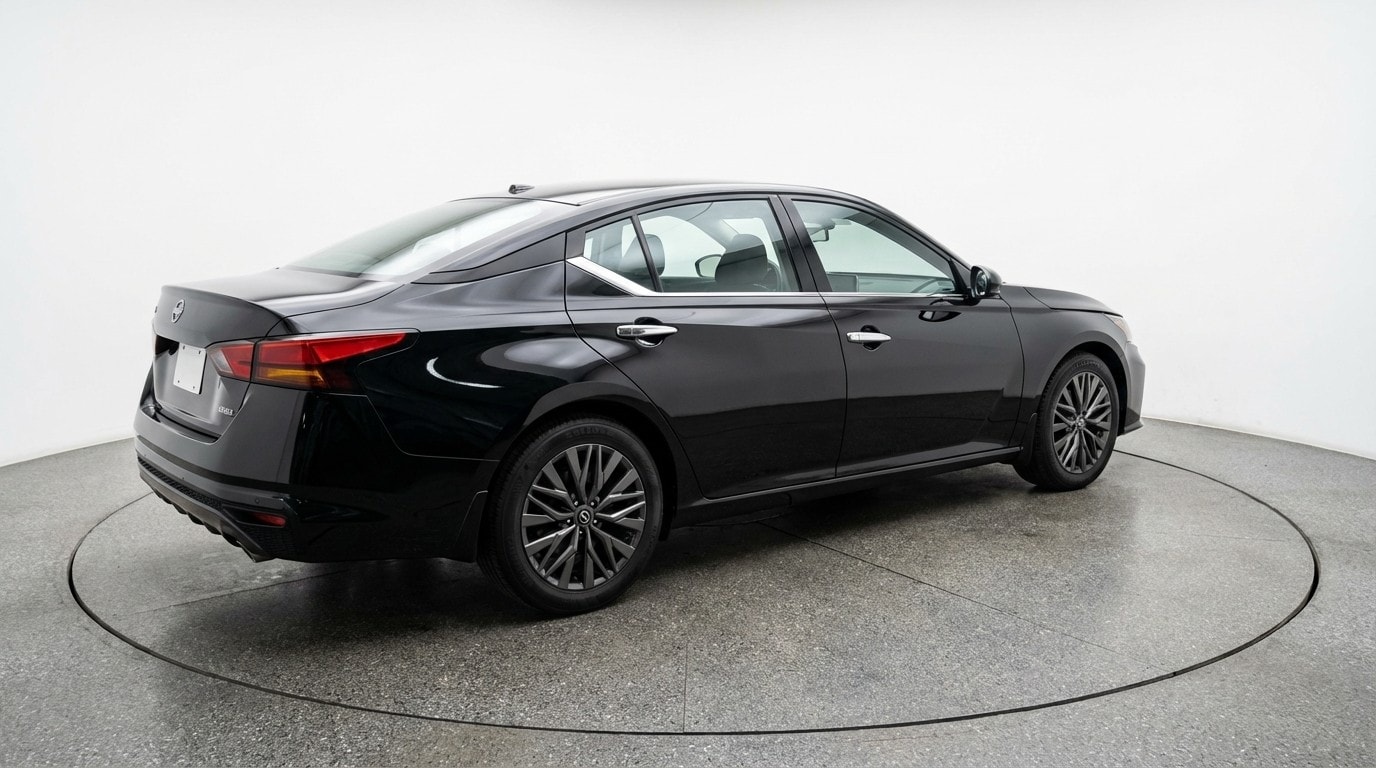 Thumbnail: 2025 Nissan Altima - 7