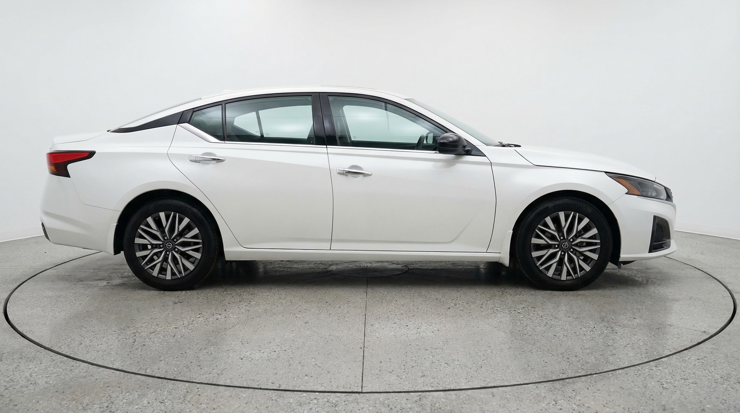 Thumbnail: 2025 Nissan Altima - 8