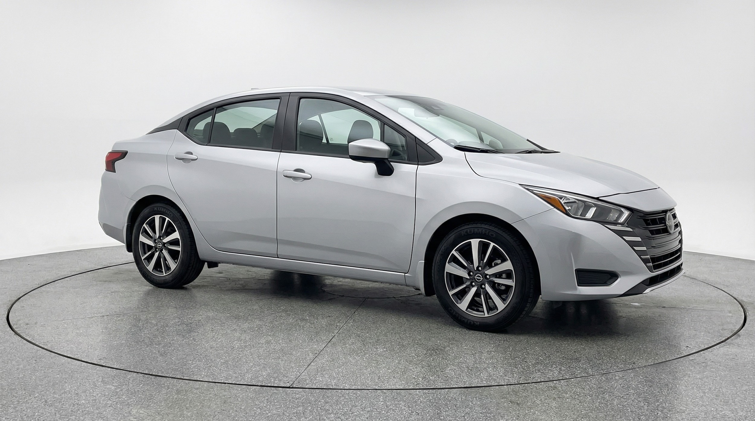 2025 Nissan Versa Sedan SV