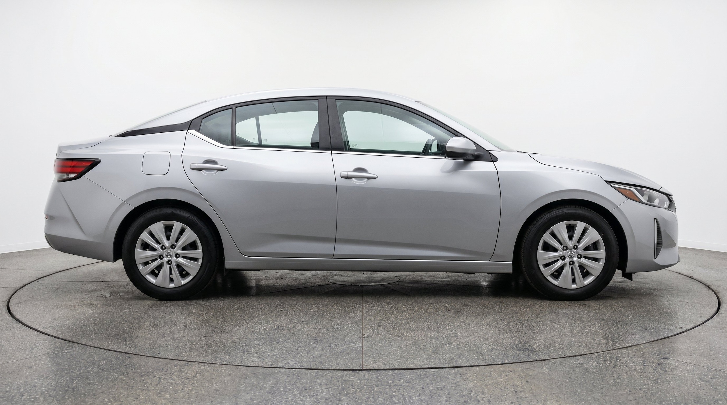 Thumbnail: 2025 Nissan Sentra - 10