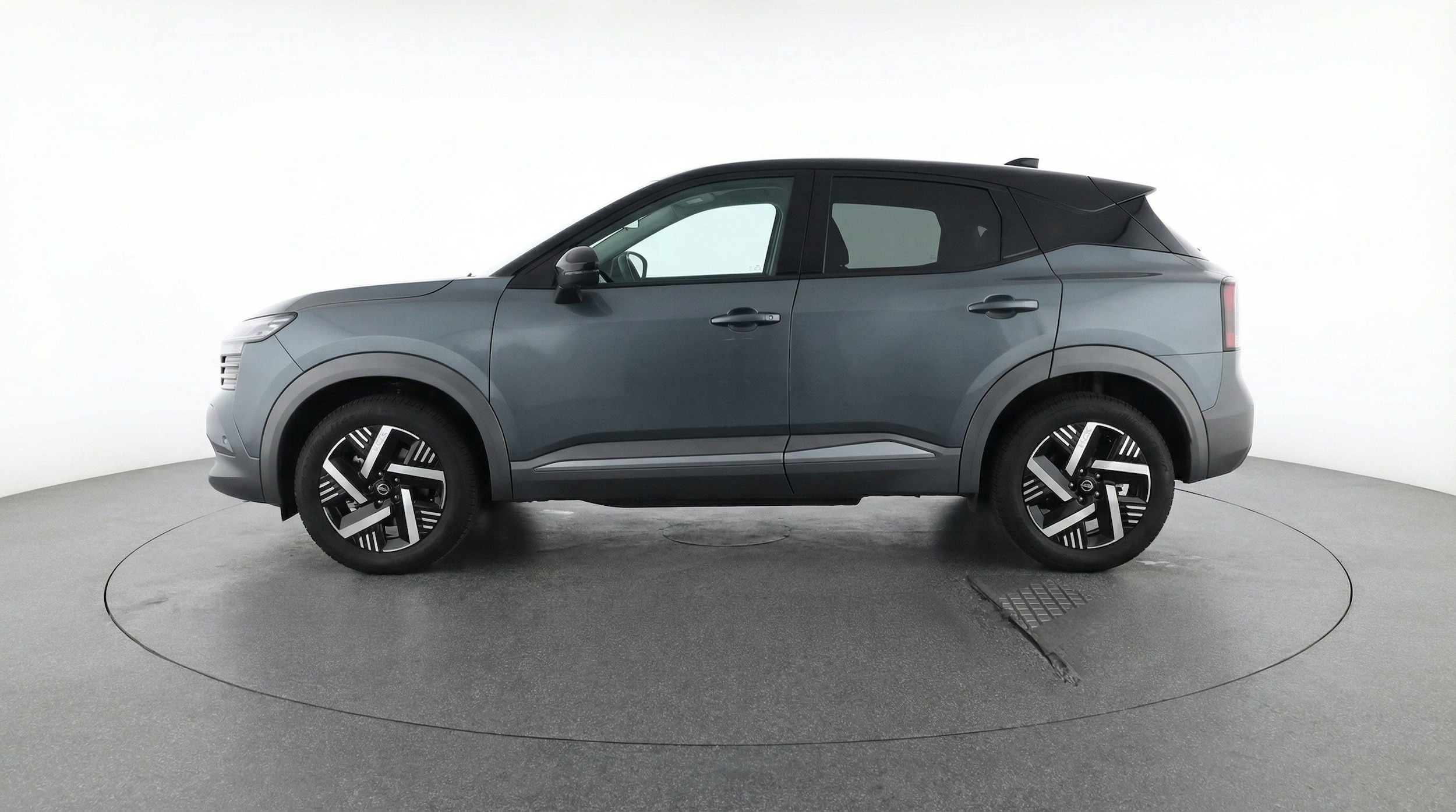 Thumbnail: 2026 Nissan Kicks - 5