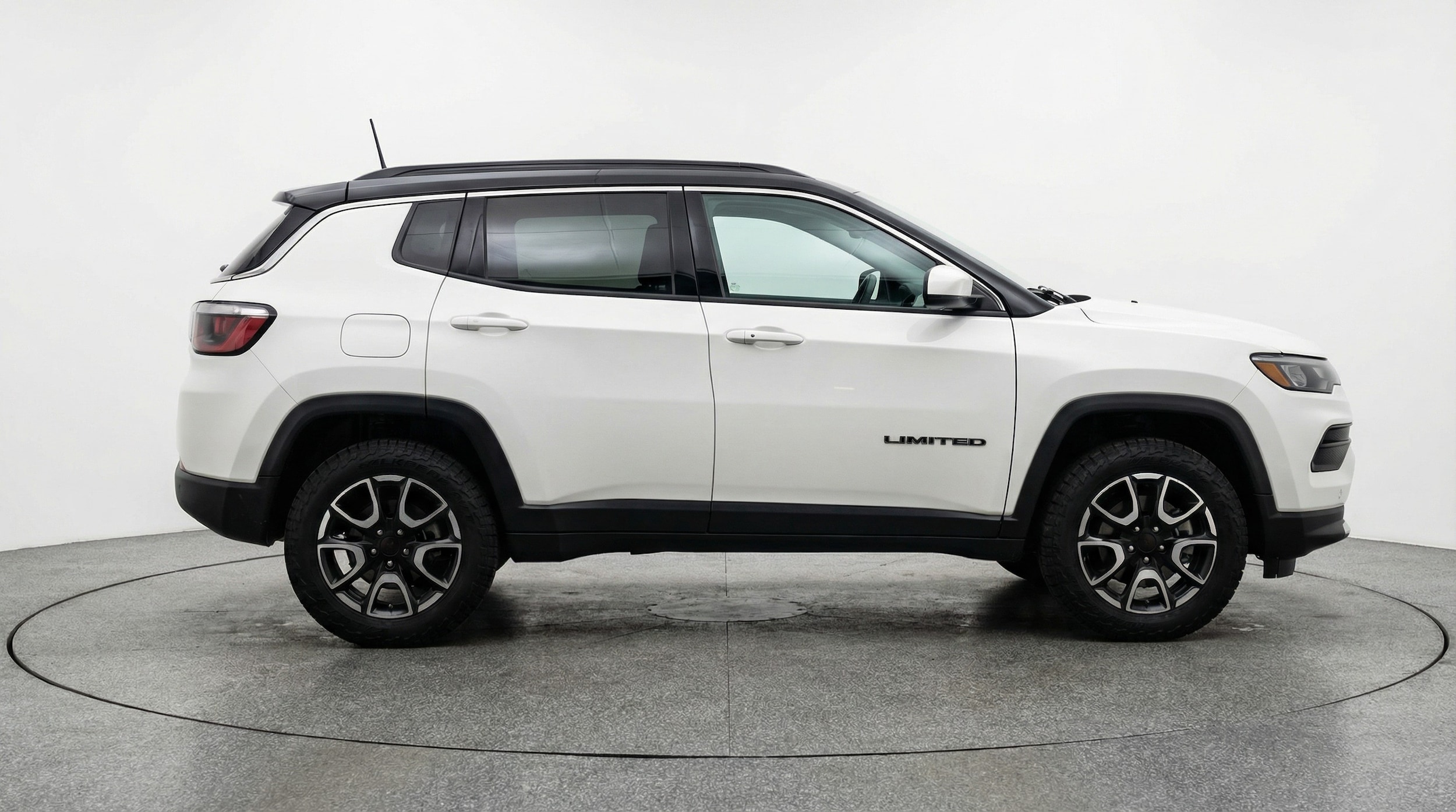 Thumbnail: 2025 Jeep Compass - 8