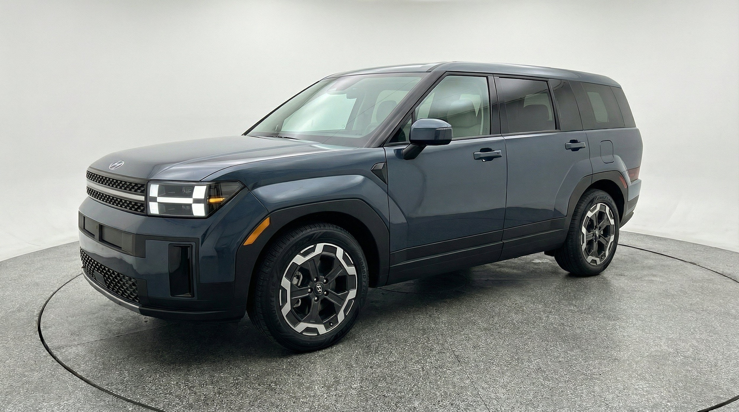 Thumbnail: 2026 Hyundai Santa Fe - 3