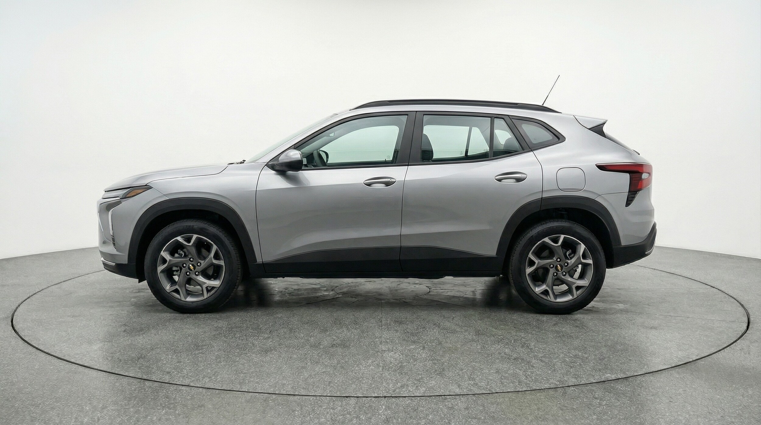 Thumbnail: 2025 Chevrolet Trax - 4