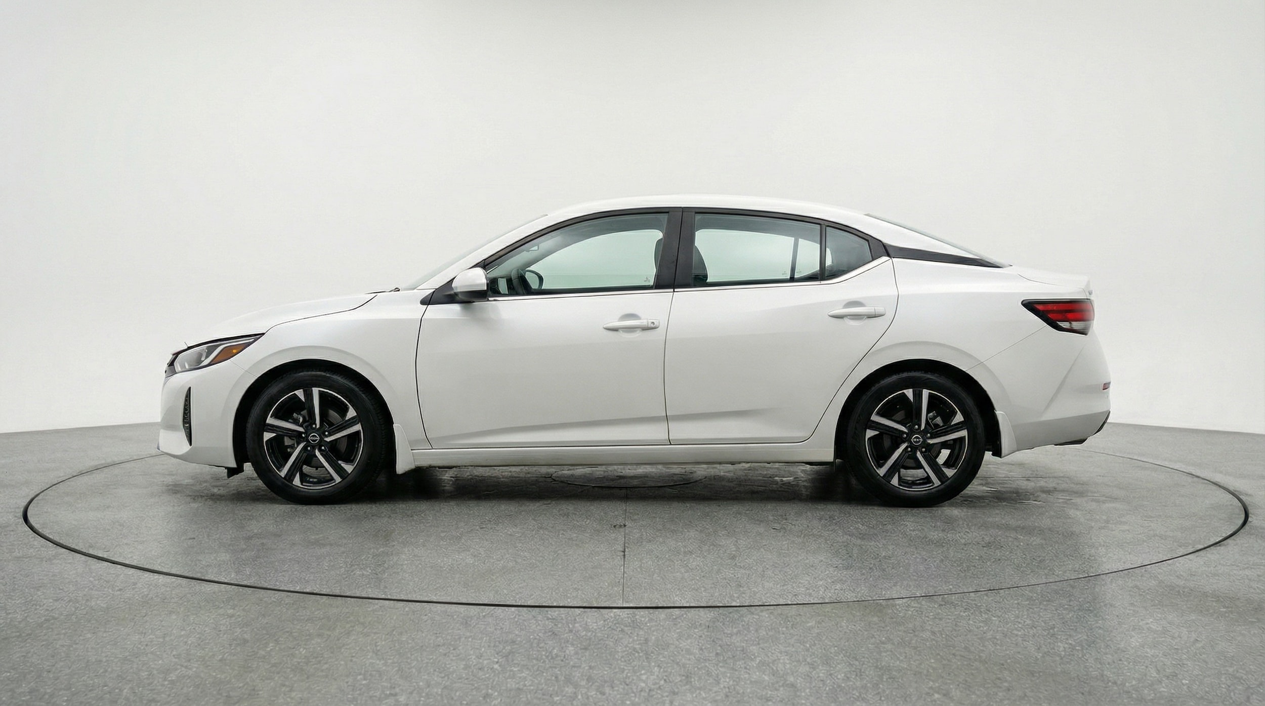 Thumbnail: 2025 Nissan Sentra - 4