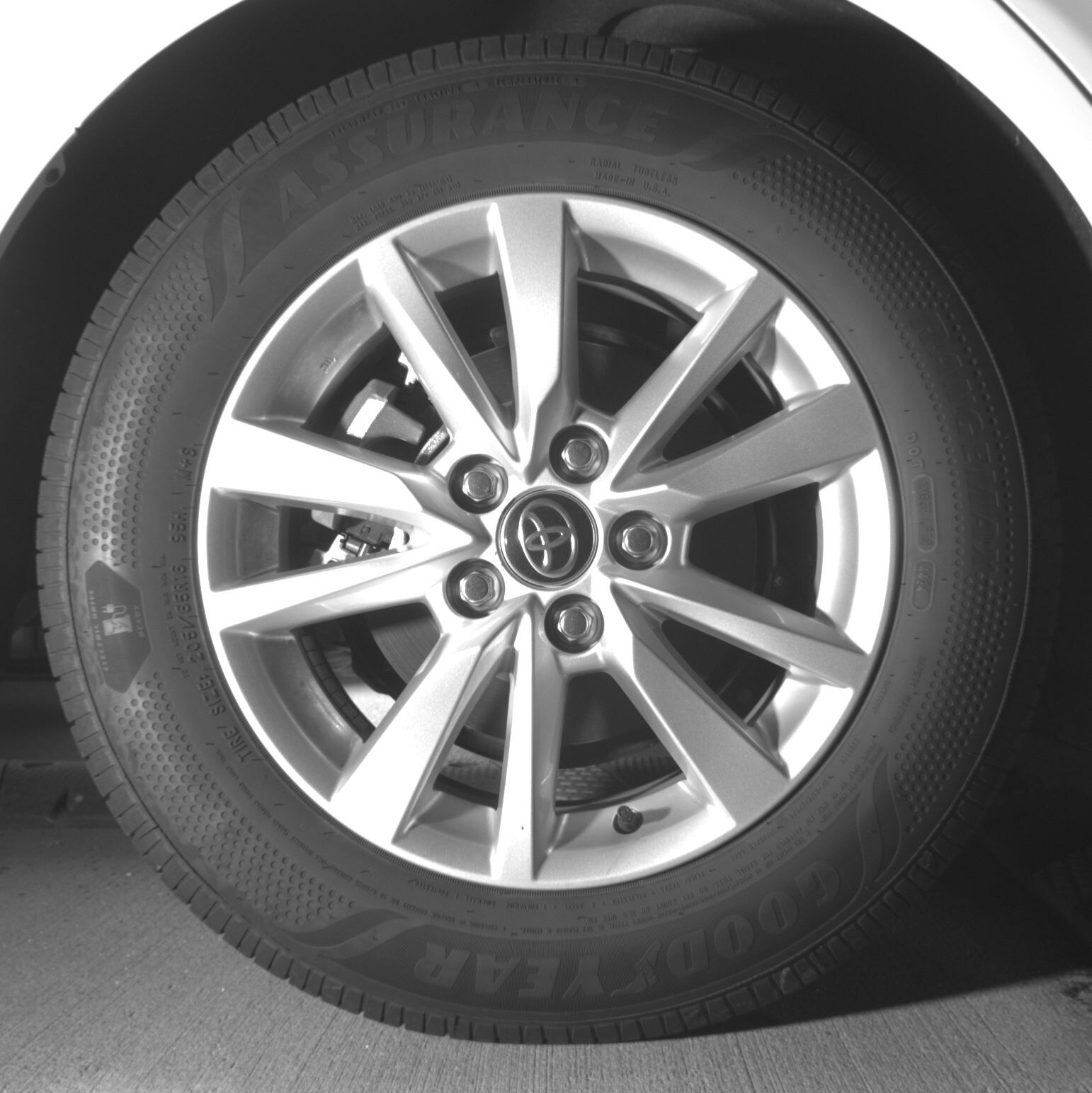 Thumbnail: 2025 Toyota Camry - 12