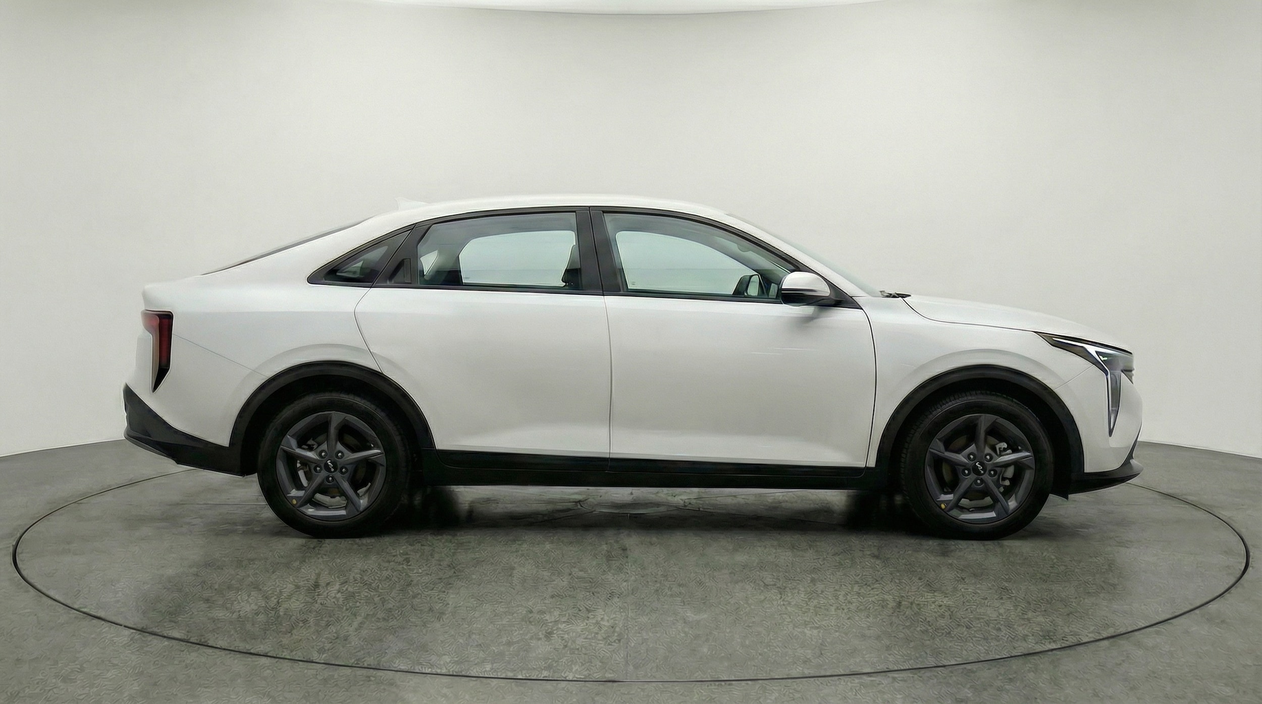 Thumbnail: 2025 Kia K4 - 8
