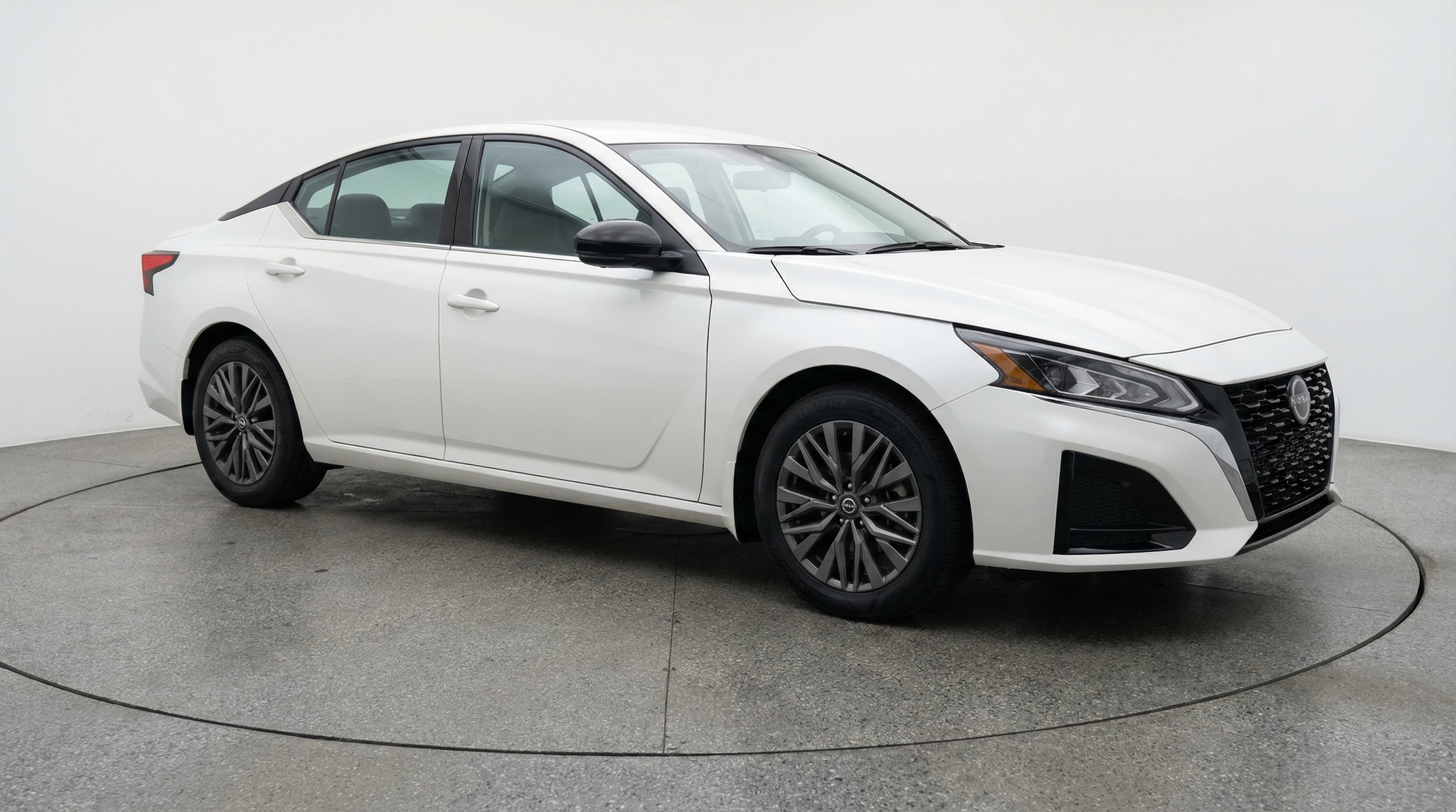 Thumbnail: 2025 Nissan Altima - 1