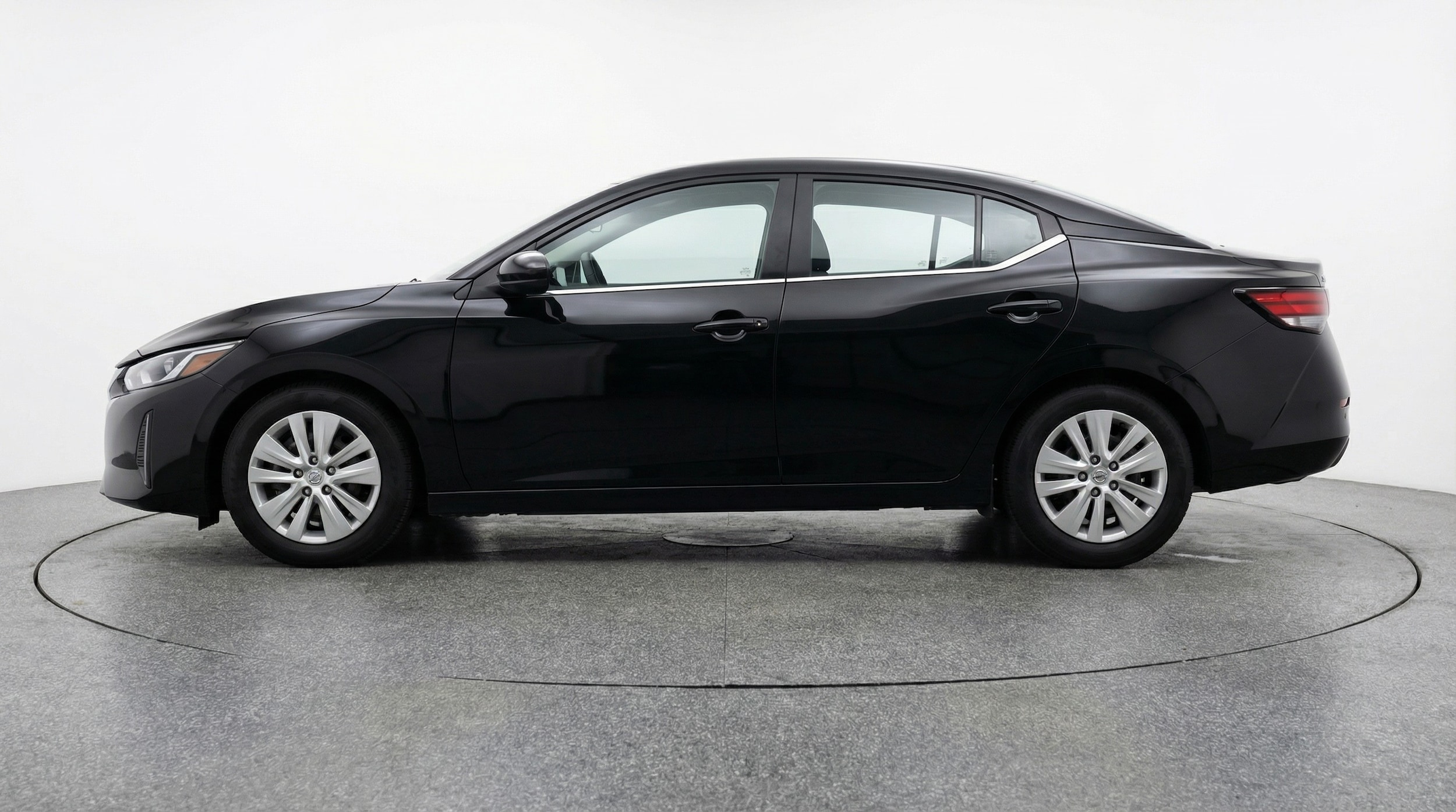 Thumbnail: 2025 Nissan Sentra - 4