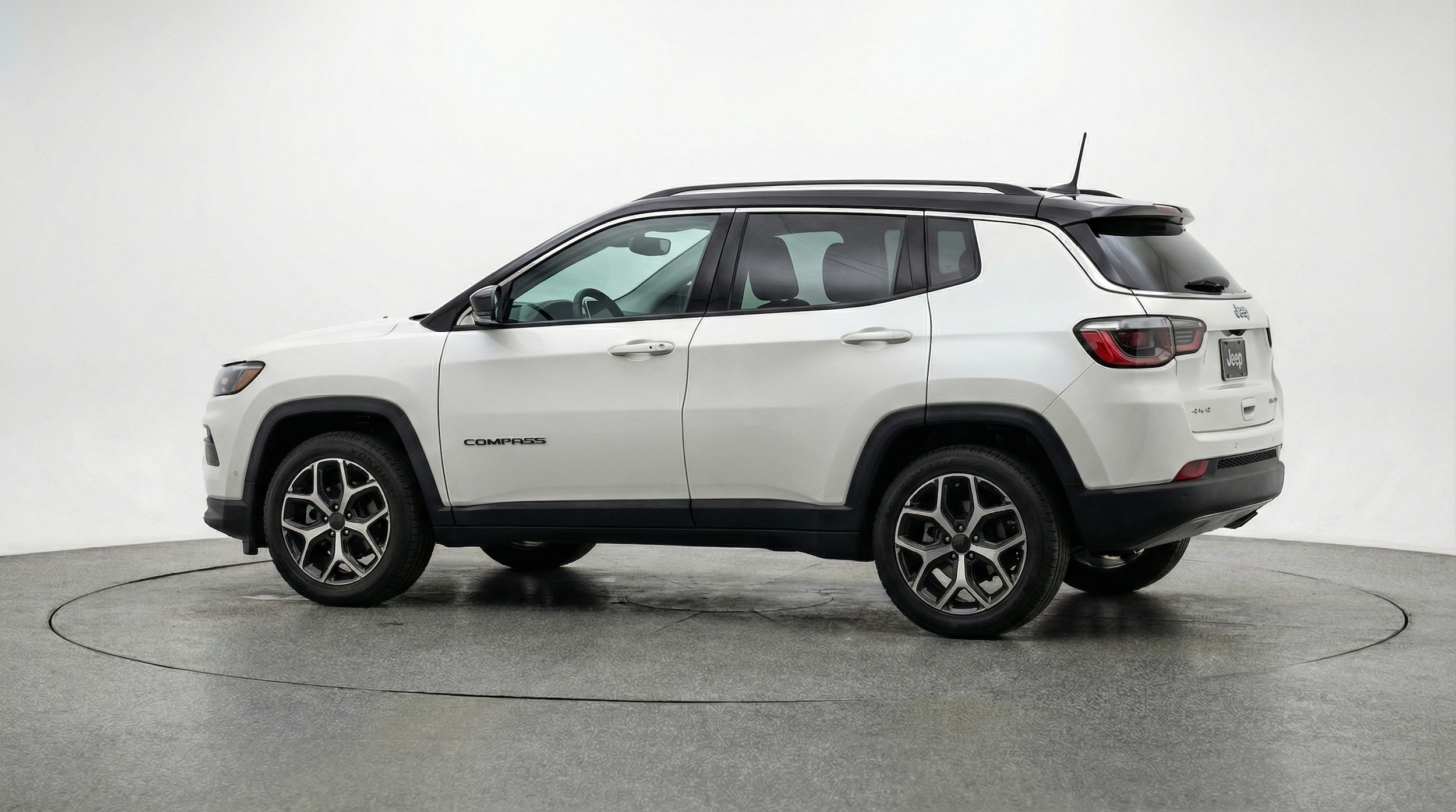 Thumbnail: 2025 Jeep Compass - 4