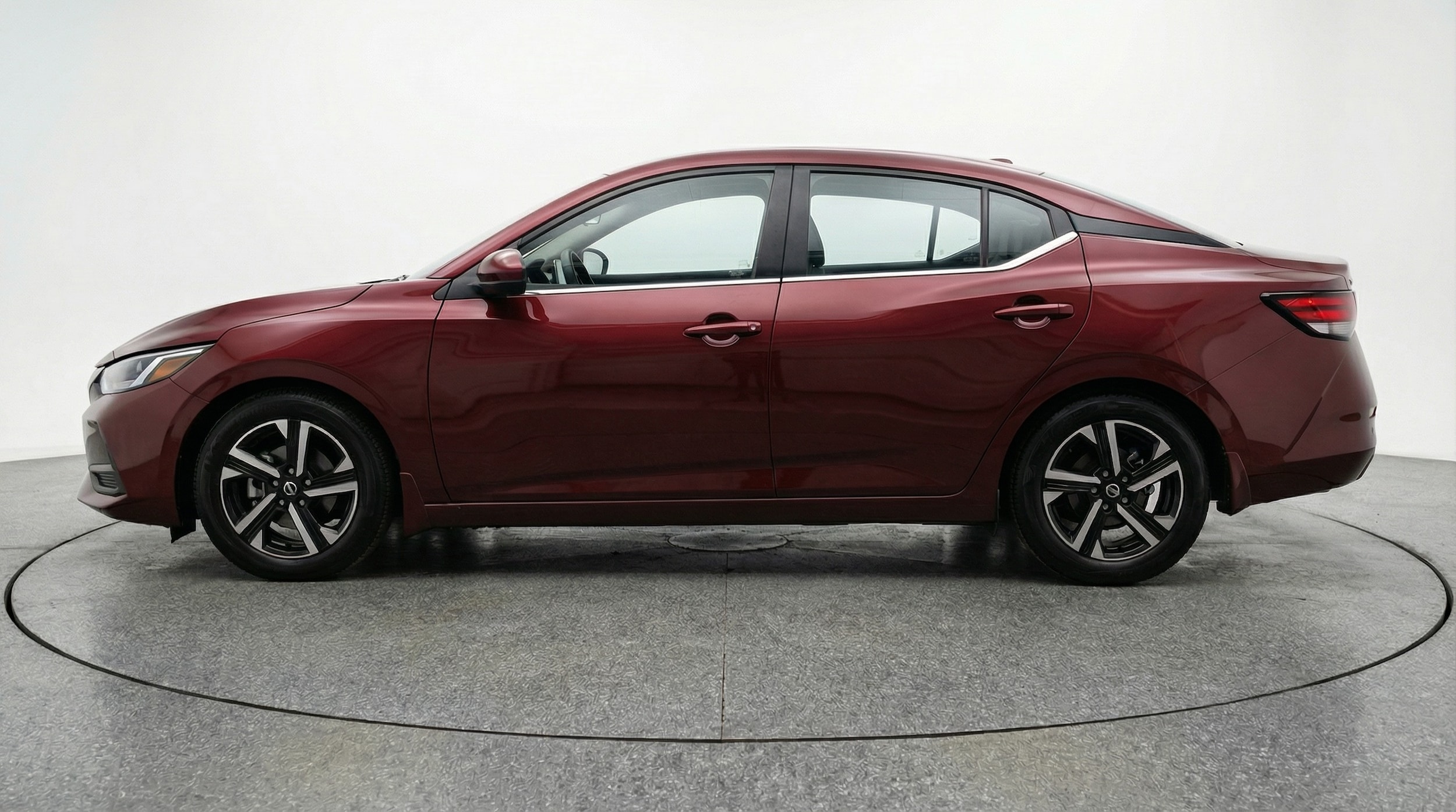 Thumbnail: 2025 Nissan Sentra - 4