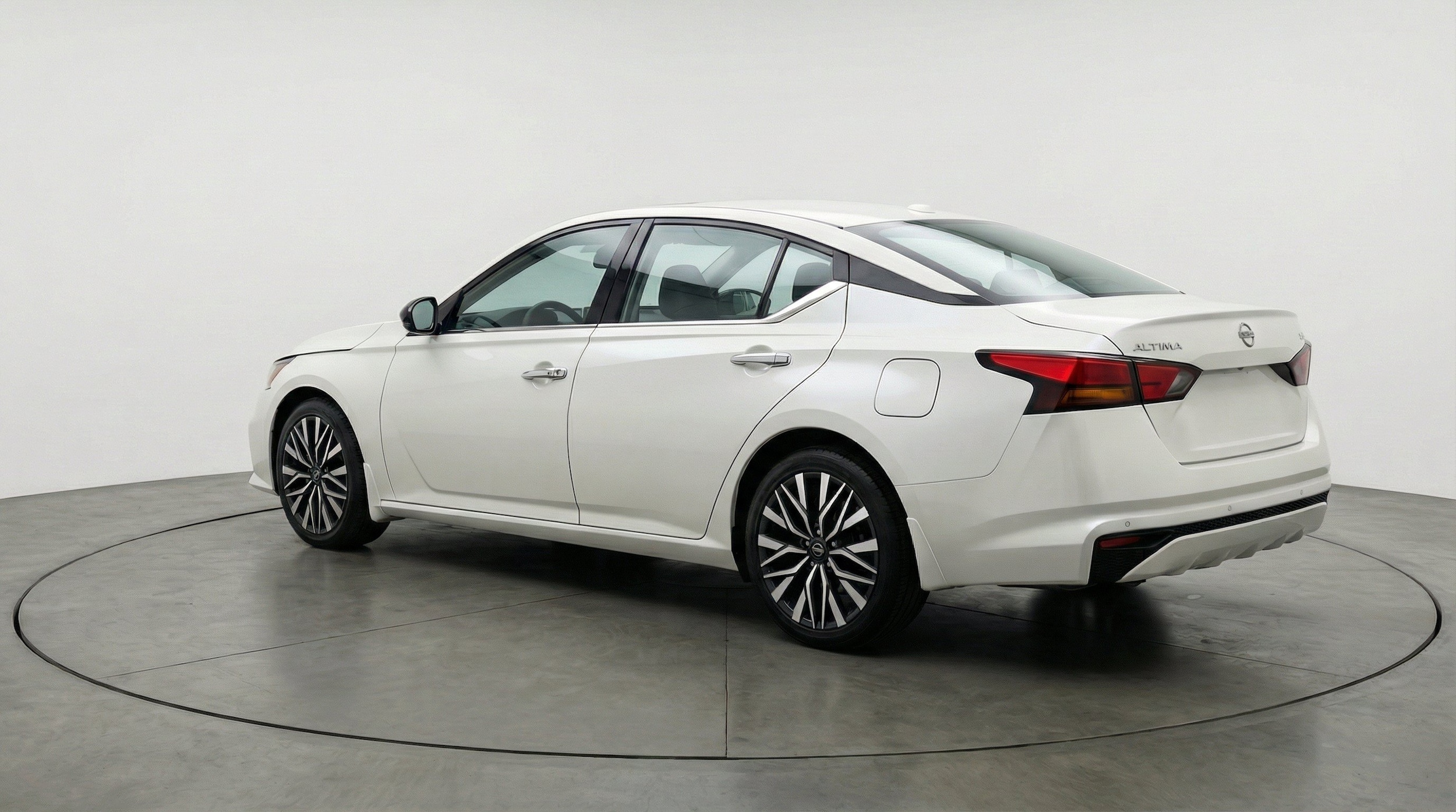 Thumbnail: 2025 Nissan Altima - 6