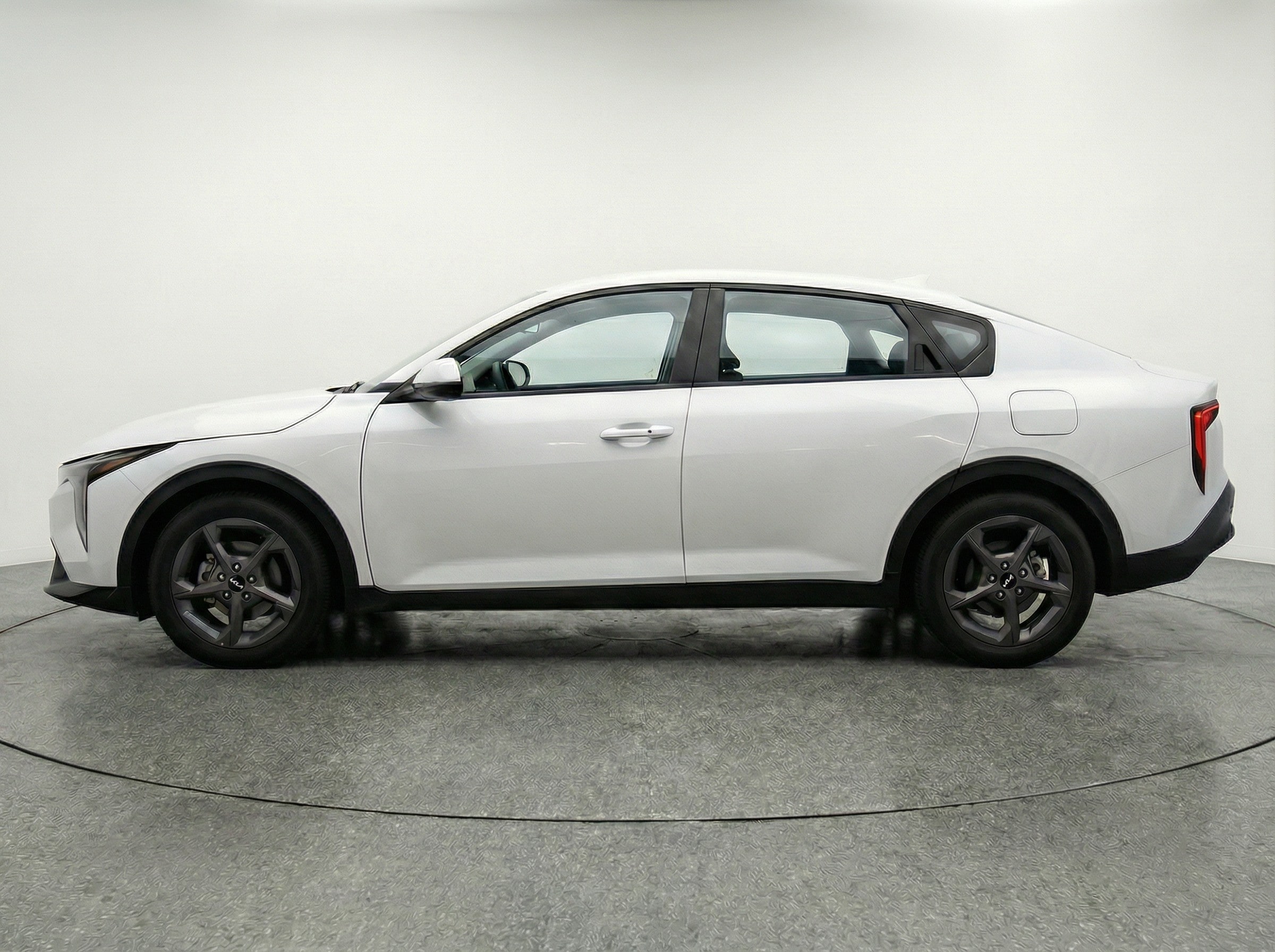 Thumbnail: 2025 Kia K4 - 4