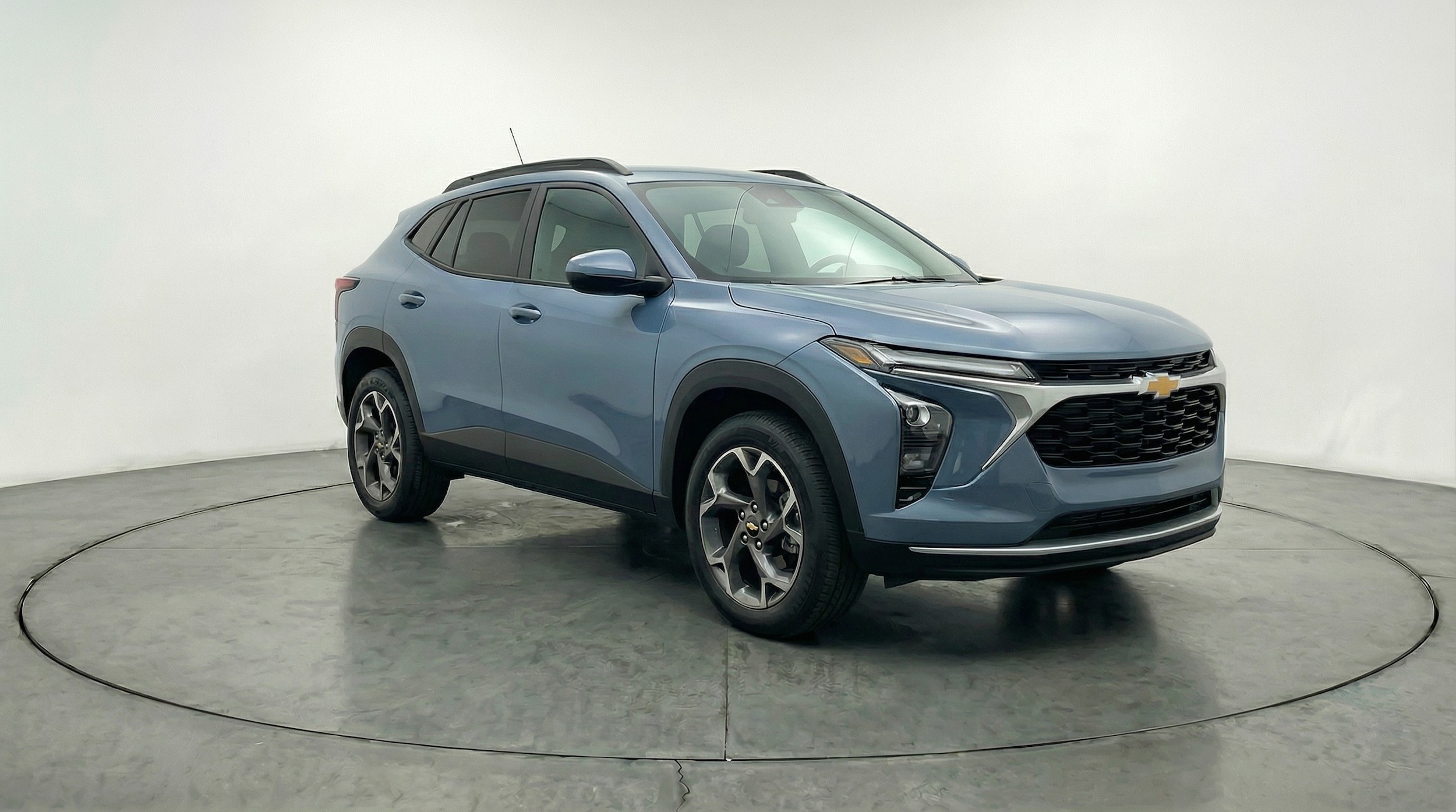 Thumbnail: 2025 Chevrolet Trax - 1