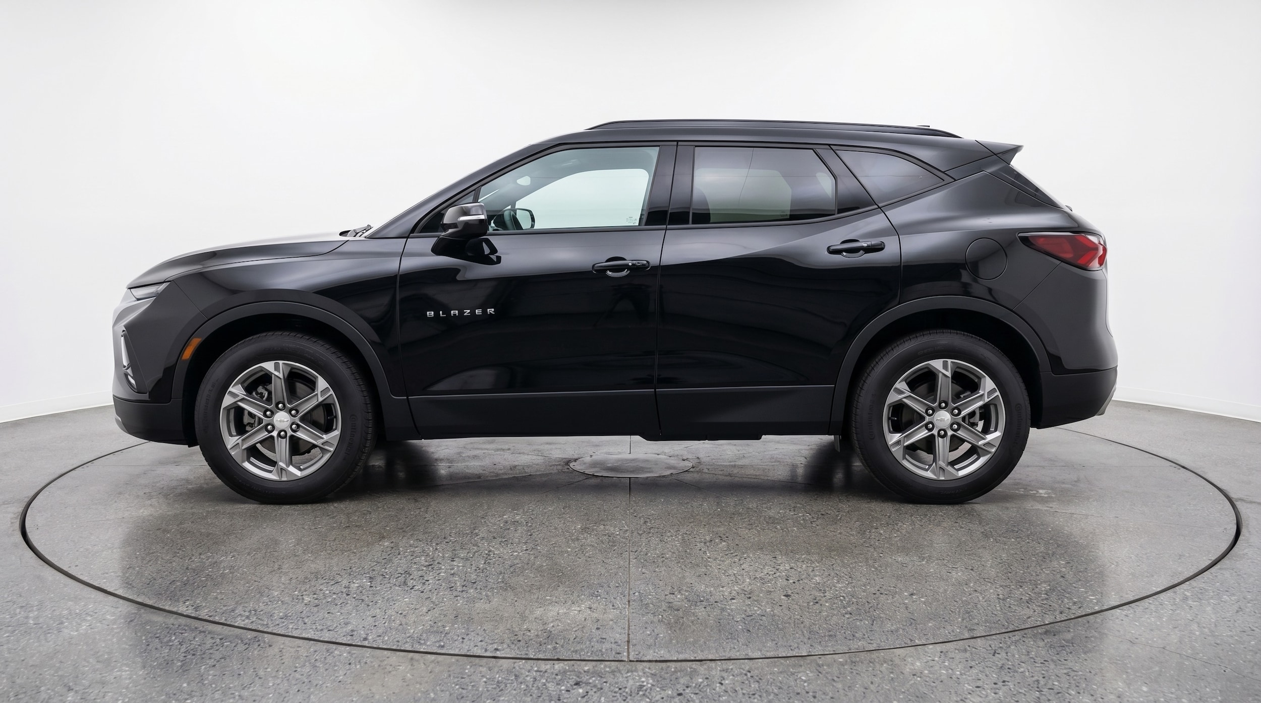 Thumbnail: 2025 Chevrolet Blazer - 4
