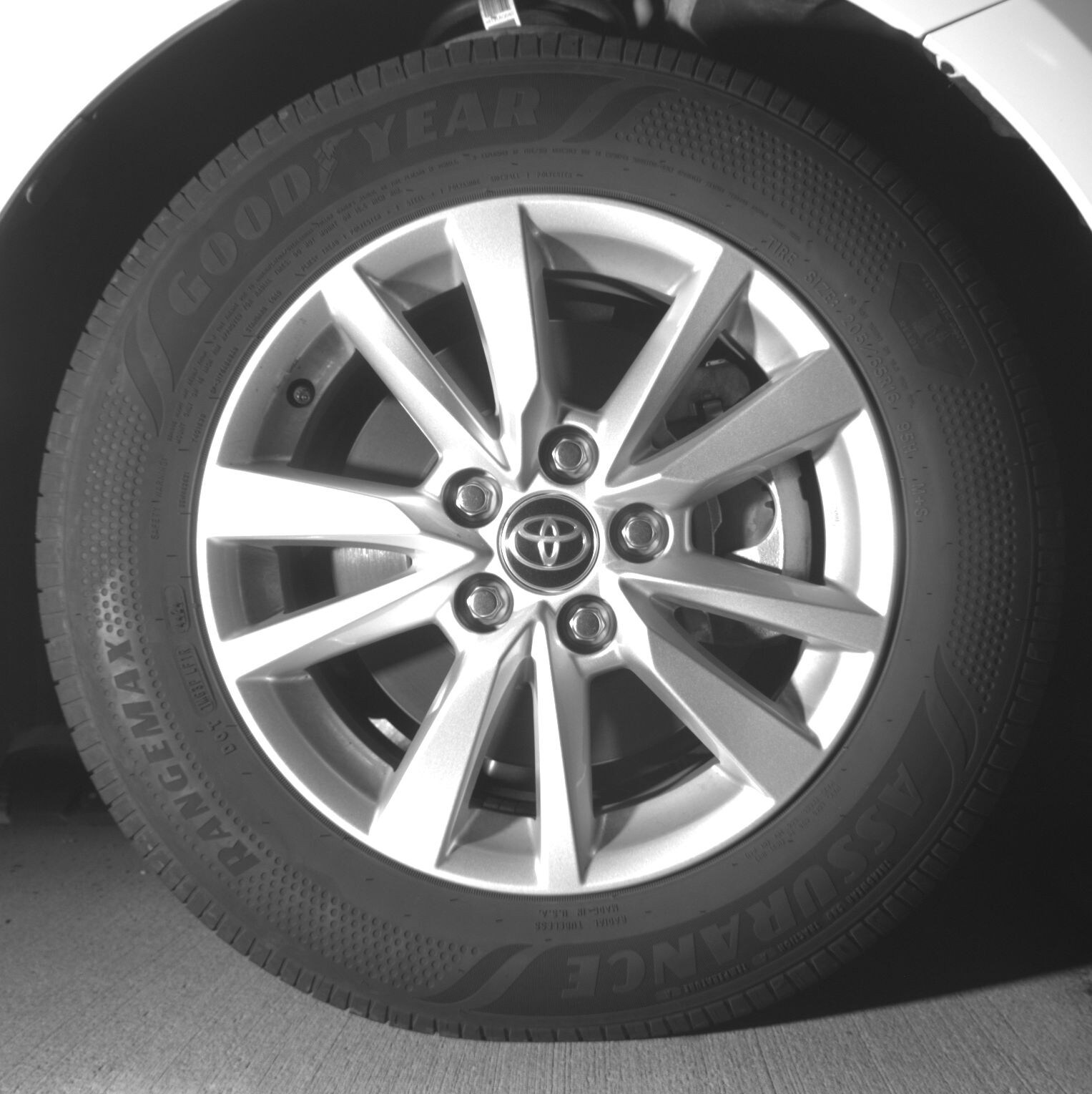 Thumbnail: 2025 Toyota Camry - 10