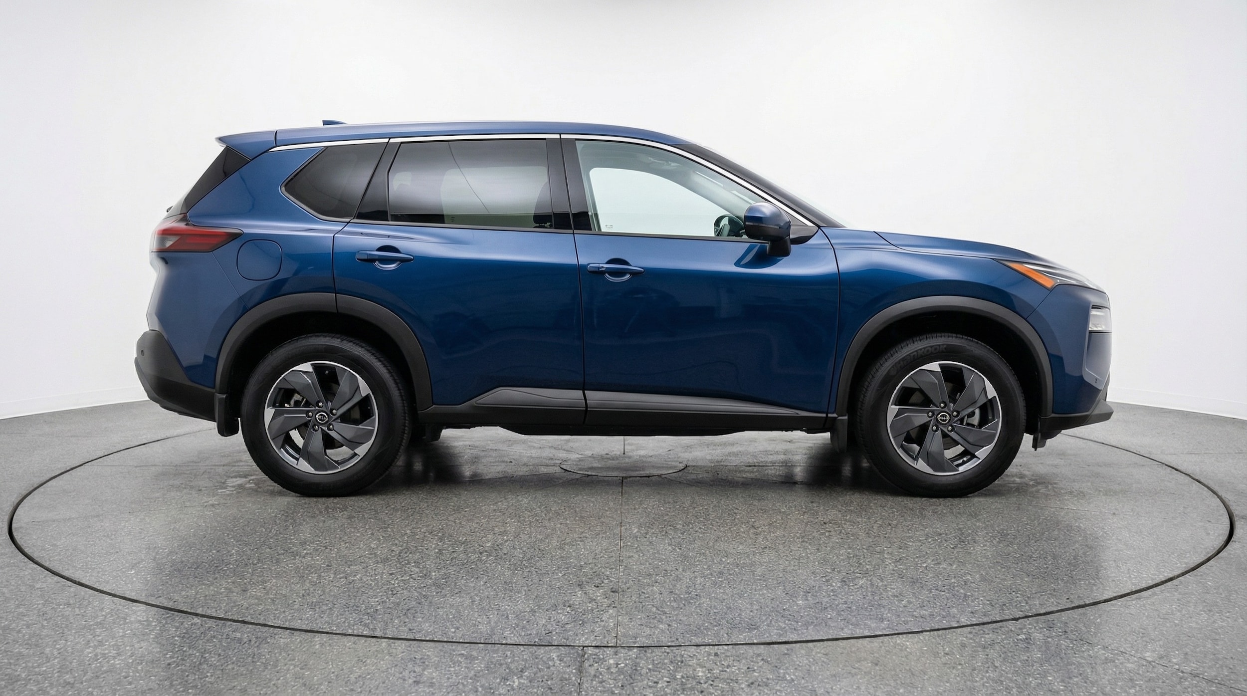 Thumbnail: 2025 Nissan Rogue - 8