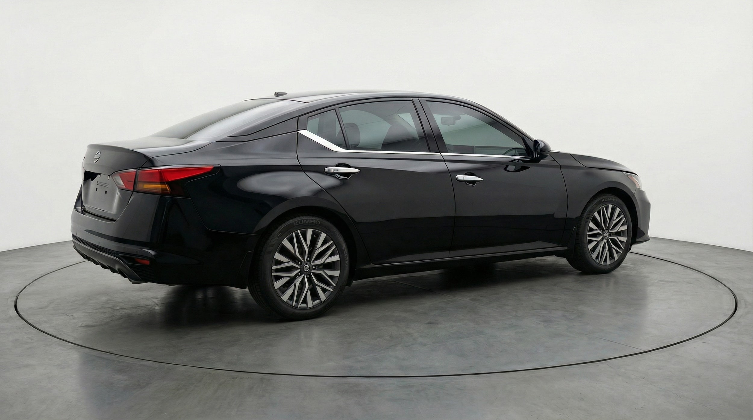 Thumbnail: 2025 Nissan Altima - 7