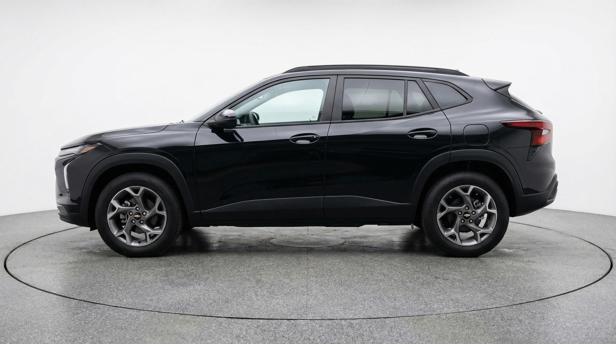 Thumbnail: 2025 Chevrolet Trax - 4