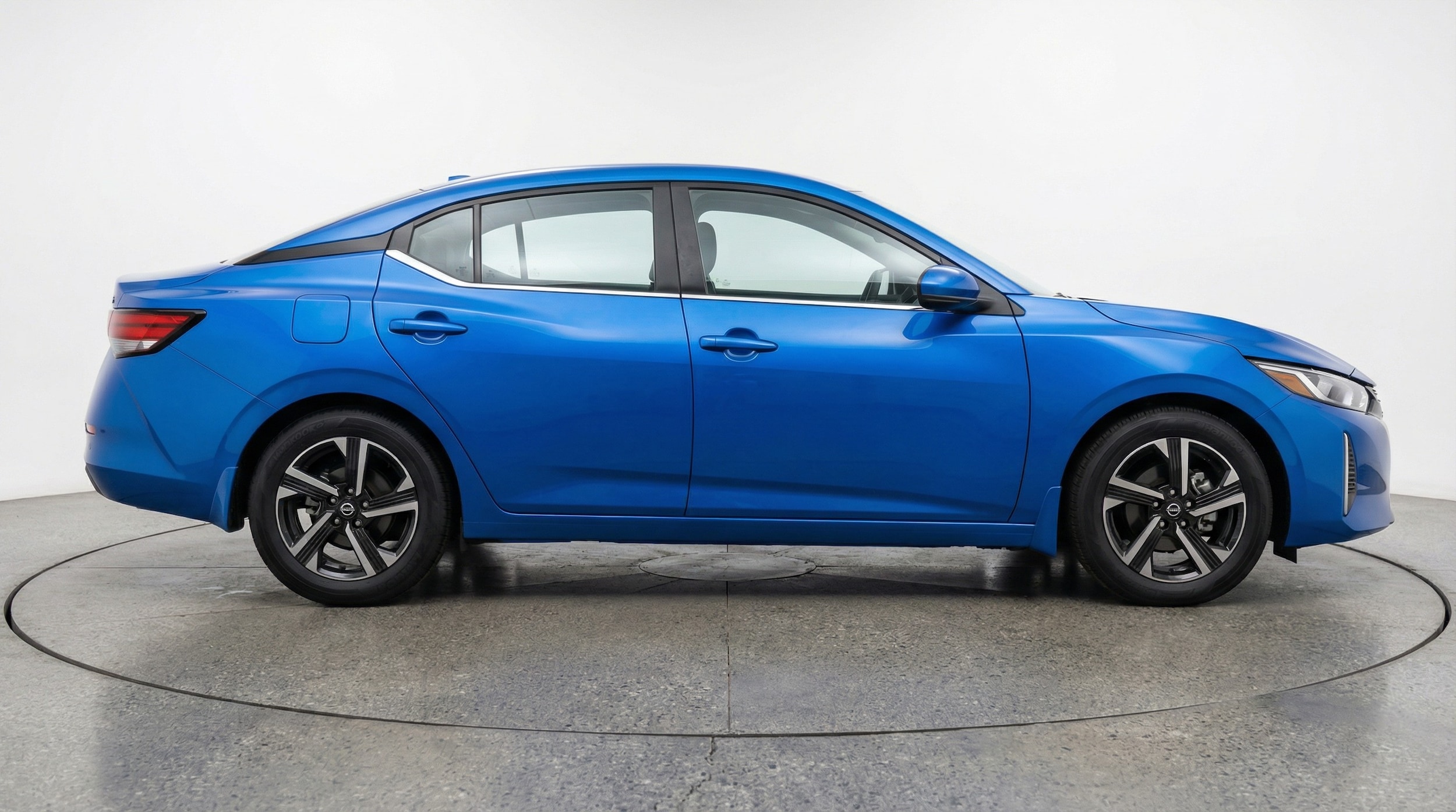 Thumbnail: 2025 Nissan Sentra - 8