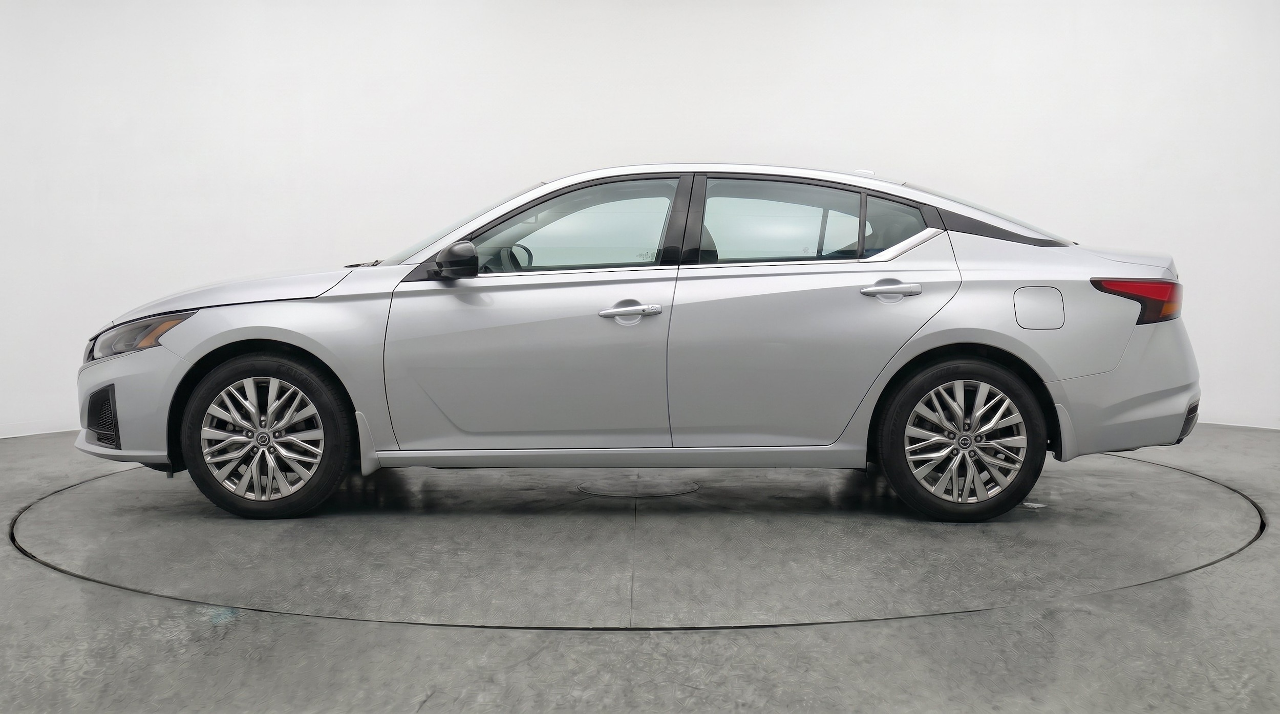 Thumbnail: 2026 Nissan Altima - 5