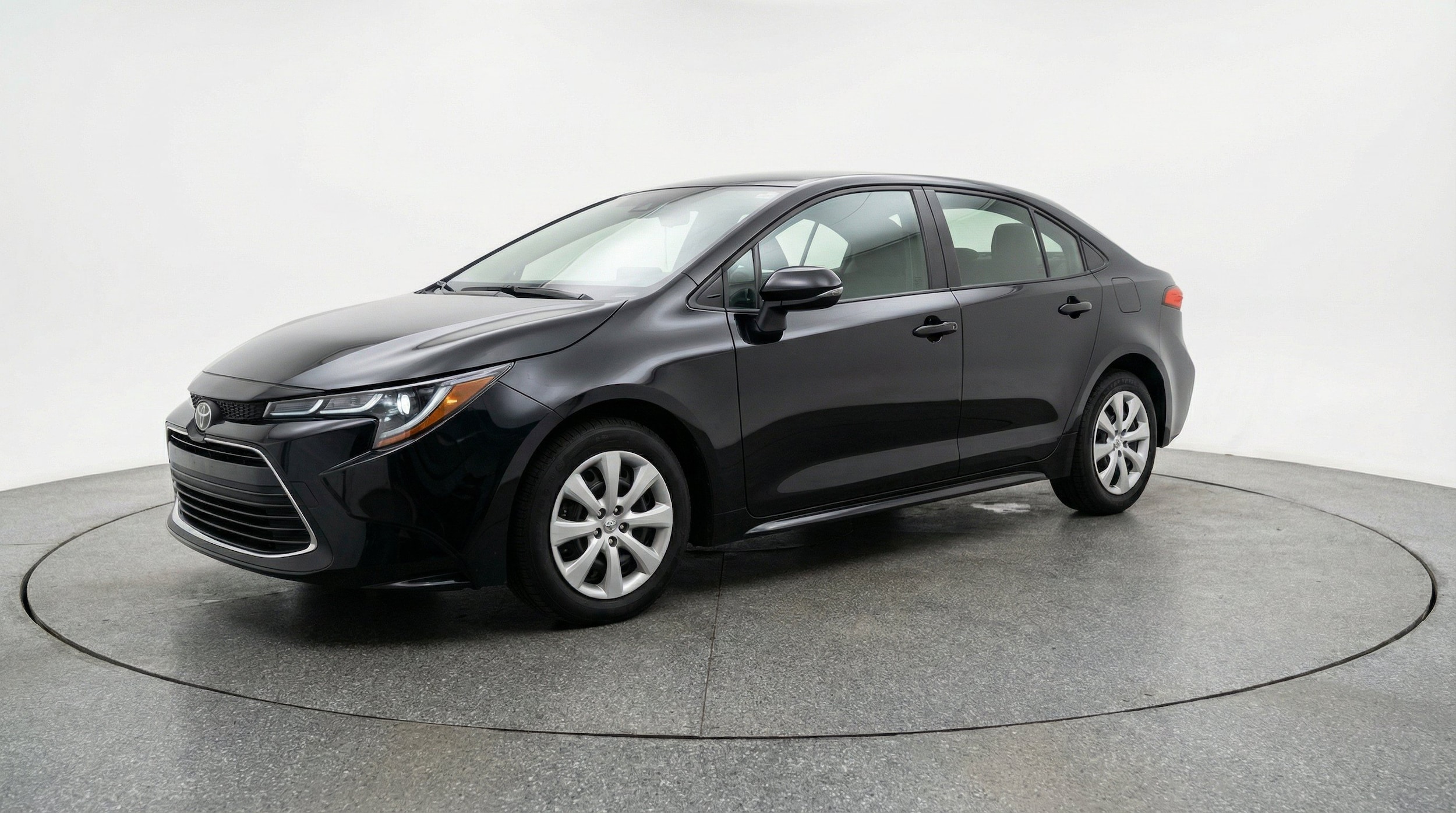 Thumbnail: 2025 Toyota Corolla - 3
