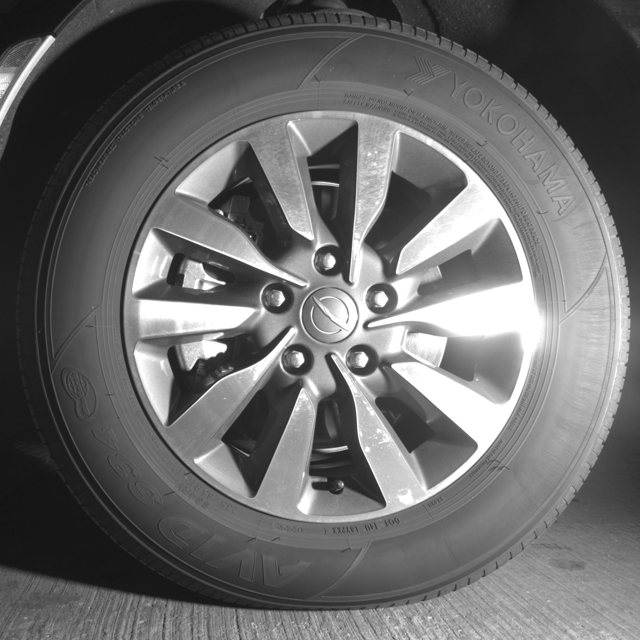 Thumbnail: 2023 Chrysler Pacifica - 9