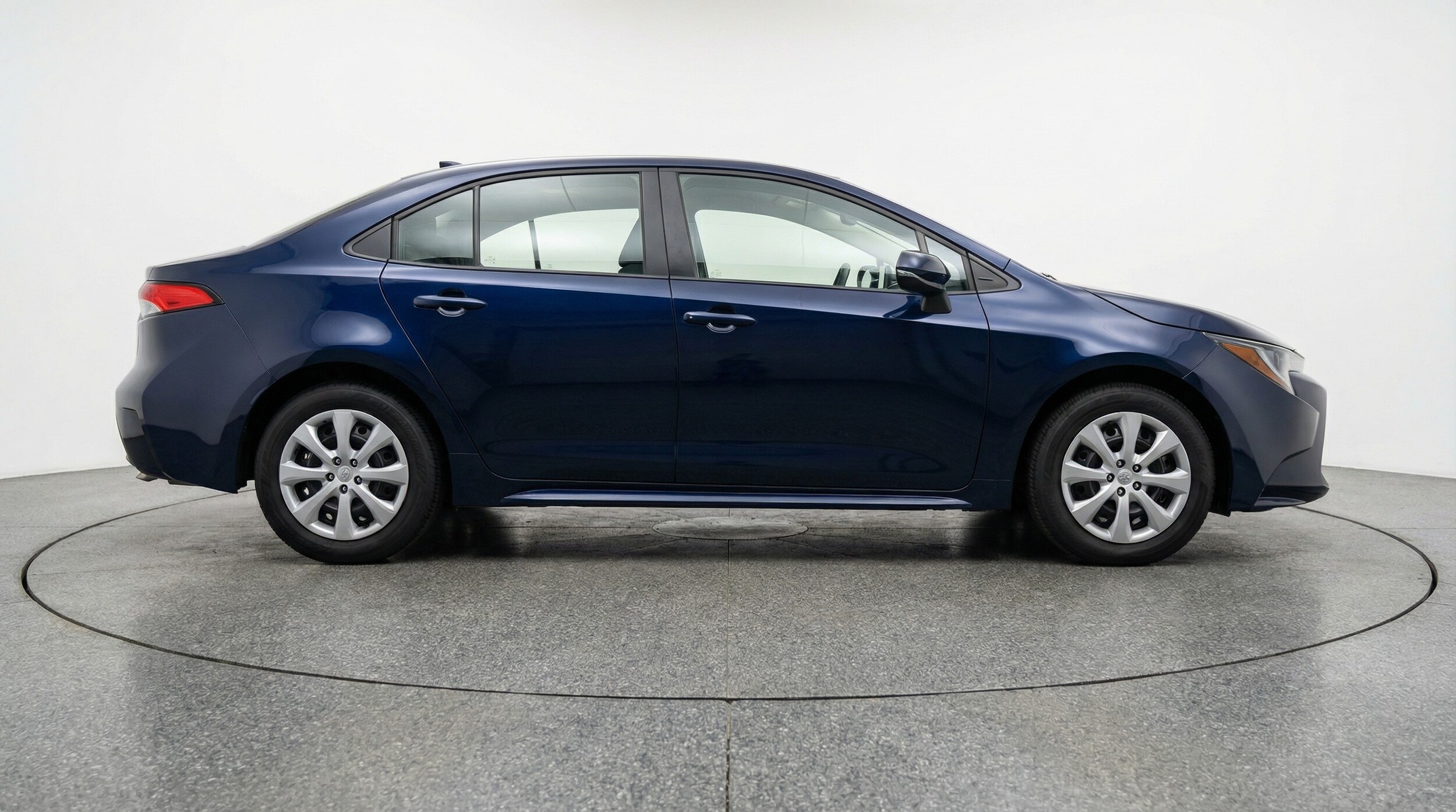 Thumbnail: 2025 Toyota Corolla - 8