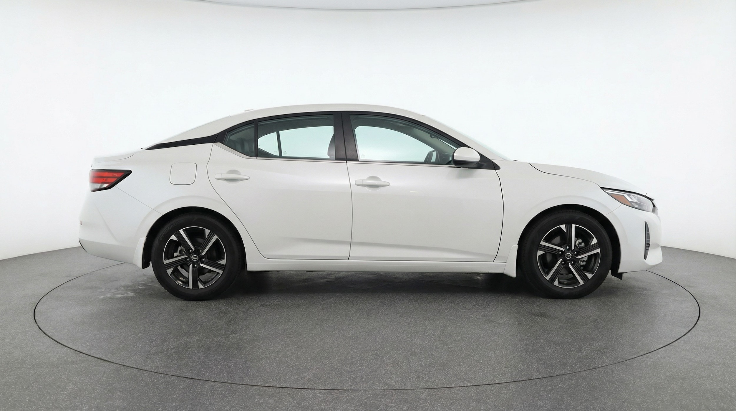 Thumbnail: 2025 Nissan Sentra - 8