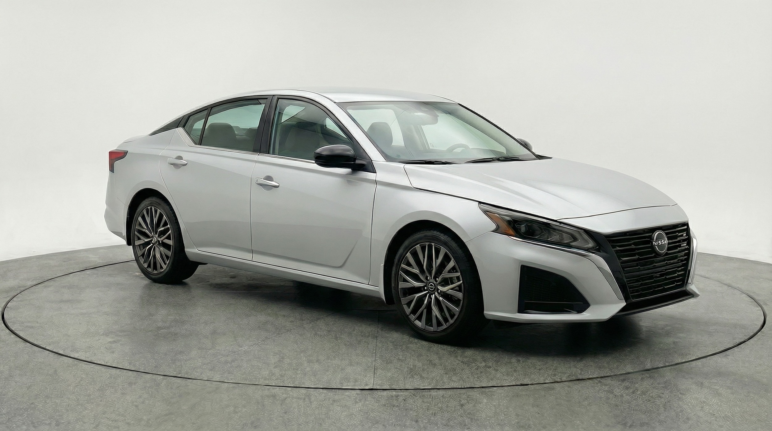 Thumbnail: 2025 Nissan Altima - 1