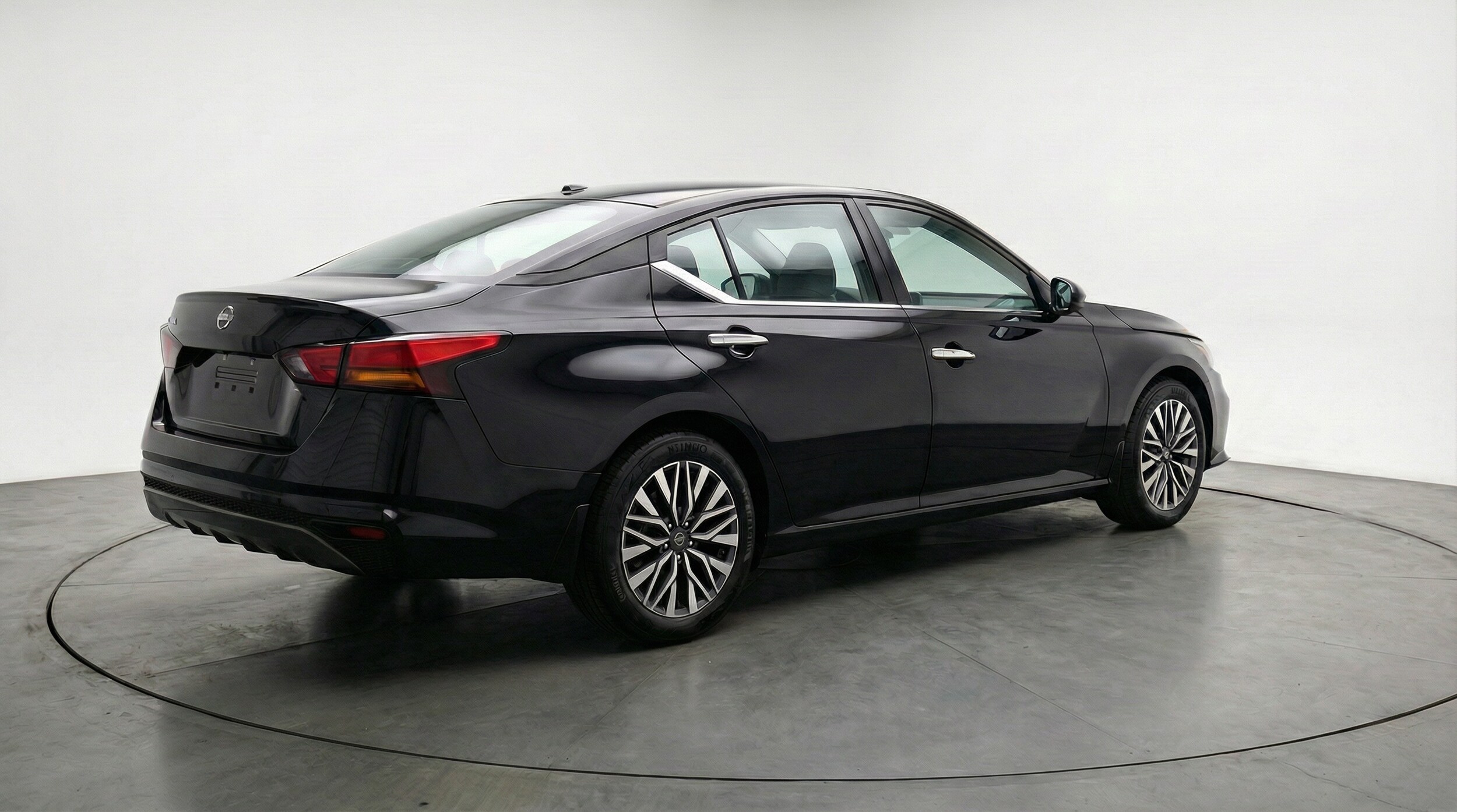 Thumbnail: 2025 Nissan Altima - 7