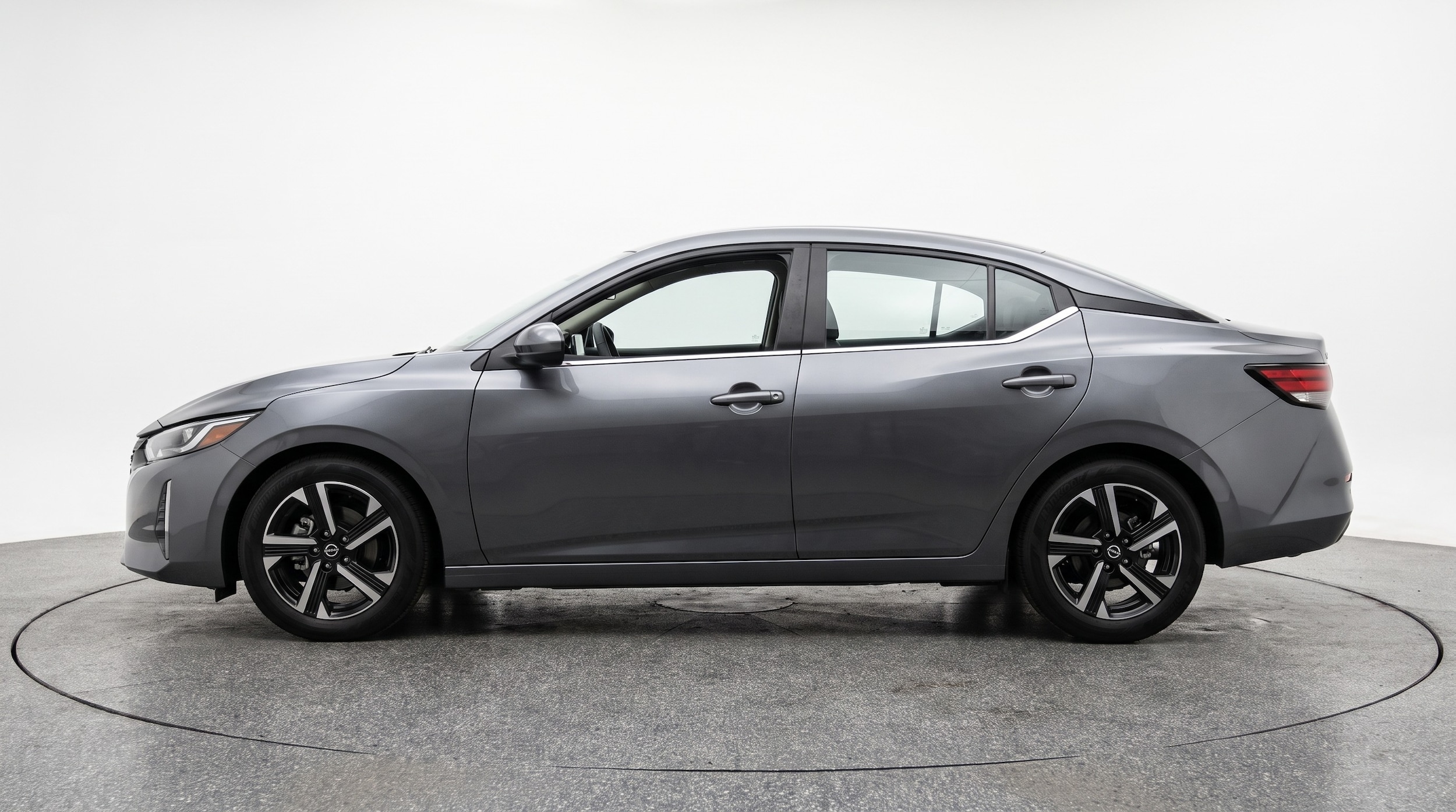 Thumbnail: 2025 Nissan Sentra - 4