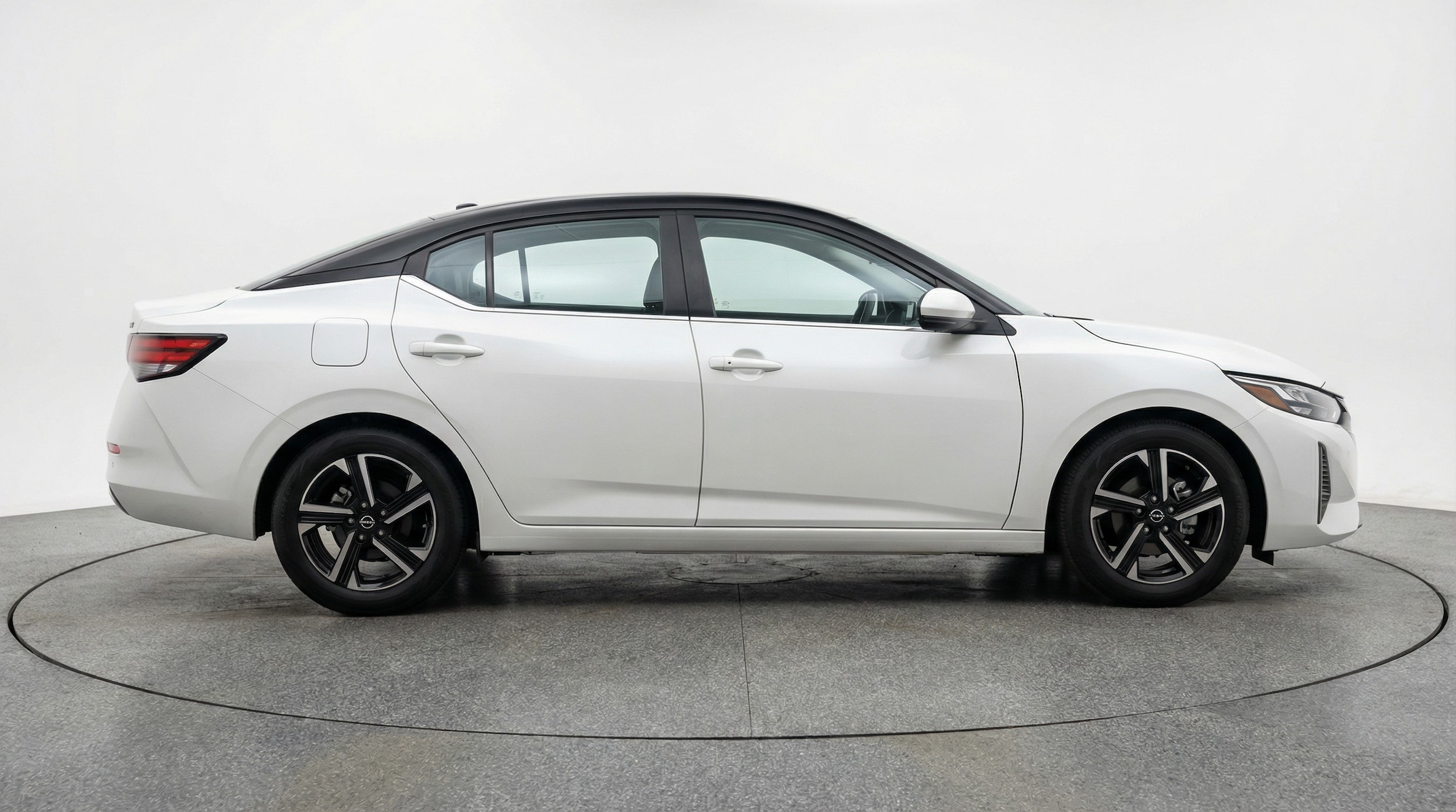 Thumbnail: 2025 Nissan Sentra - 8