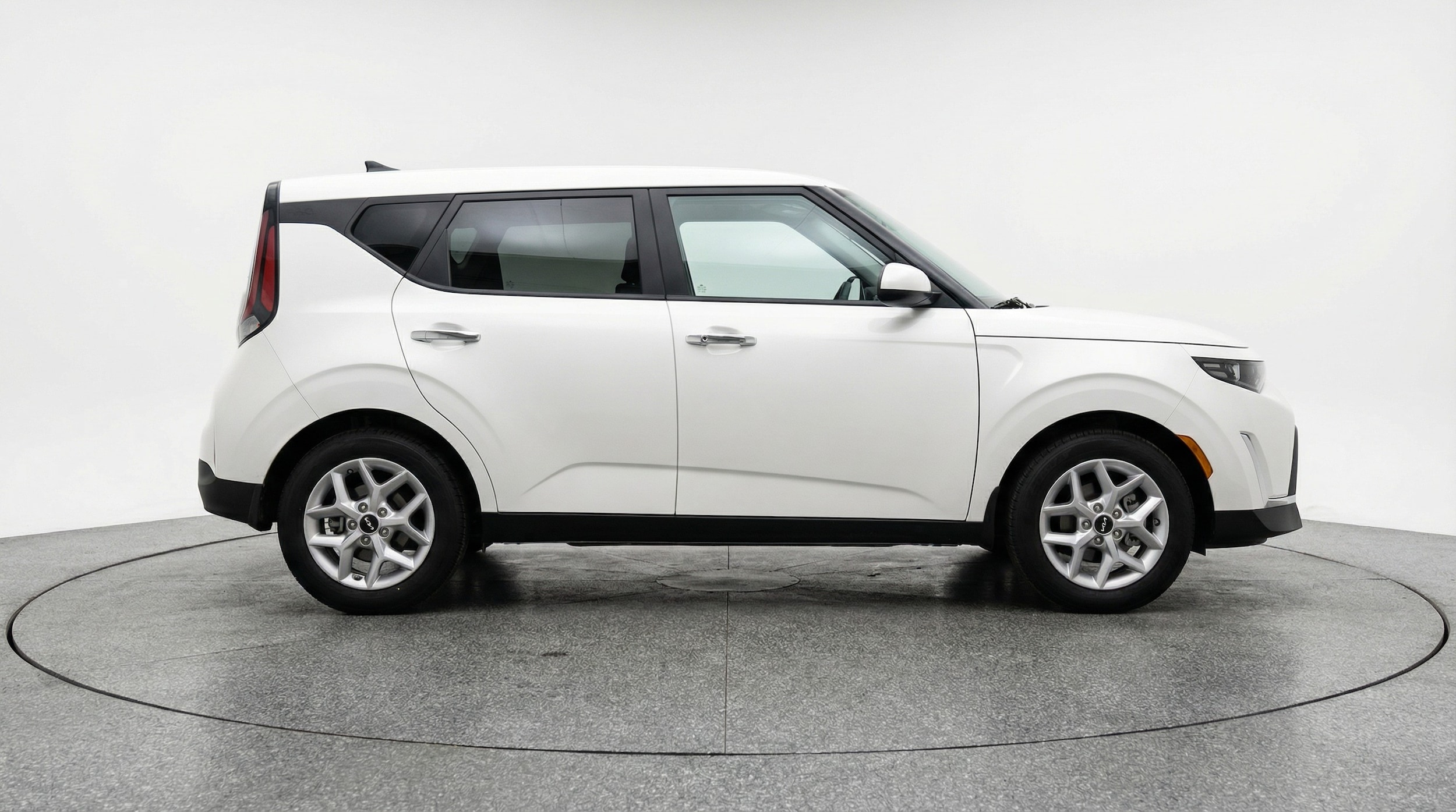 Thumbnail: 2025 Kia Soul - 8