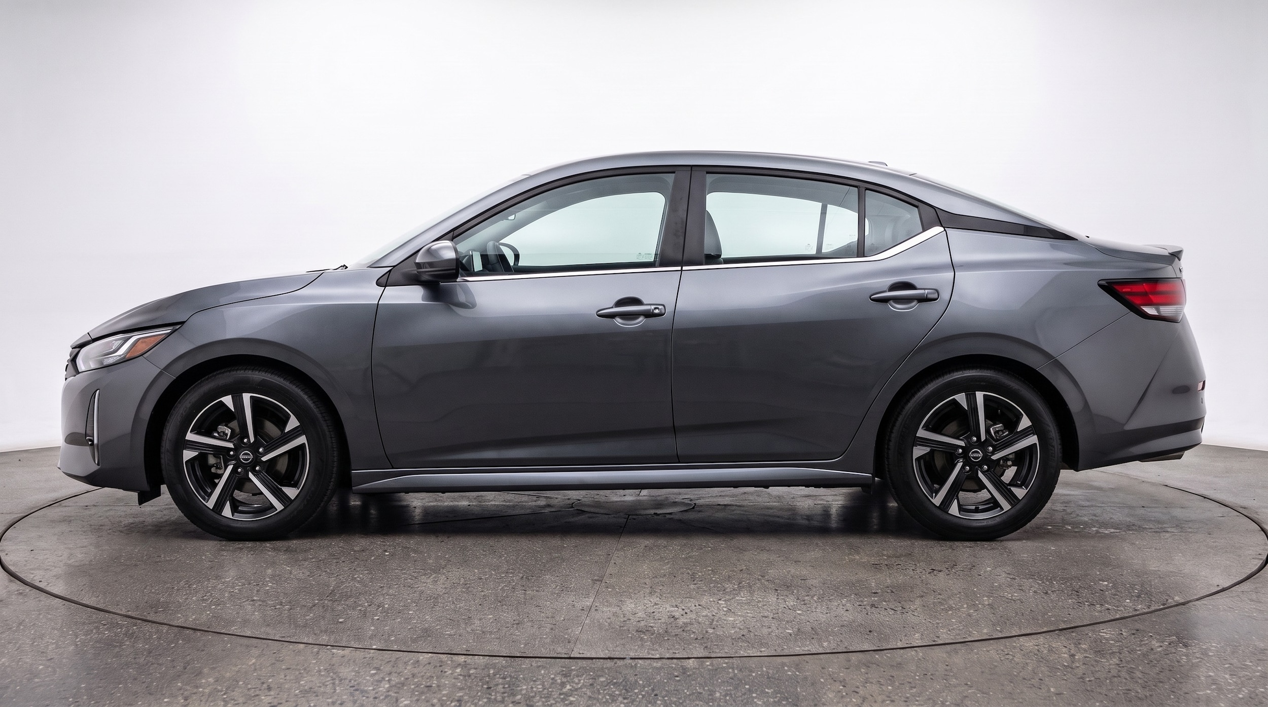 Thumbnail: 2025 Nissan Sentra - 4