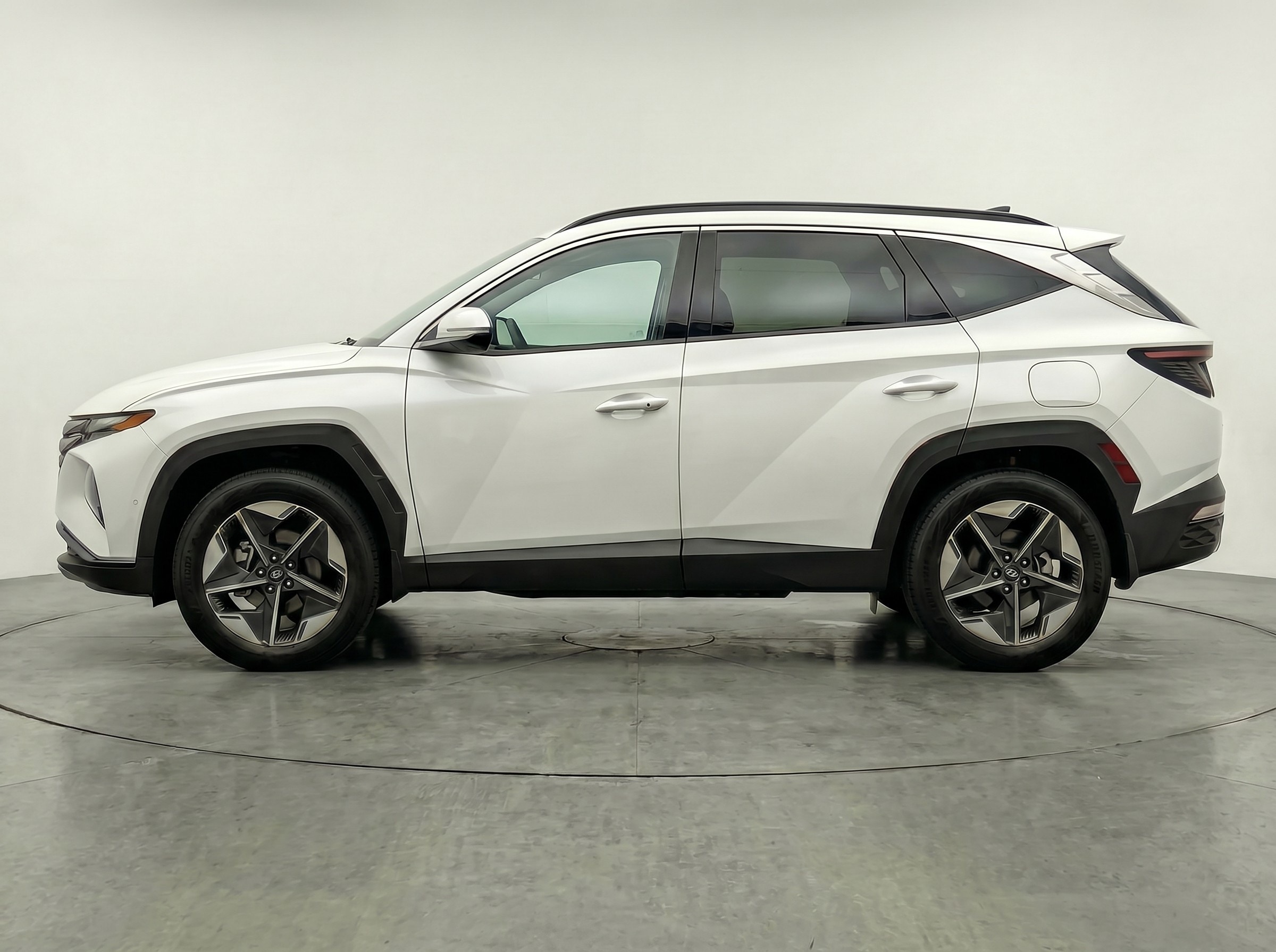 Thumbnail: 2026 Hyundai Tucson - 4