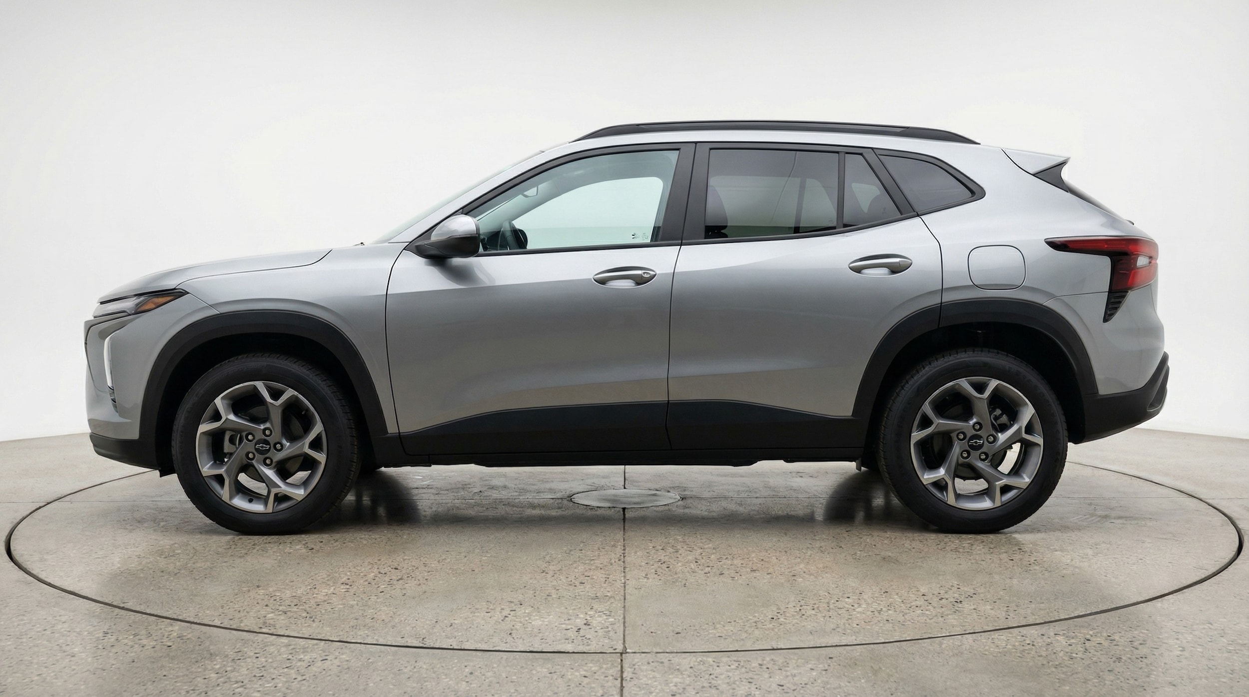 Thumbnail: 2025 Chevrolet Trax - 4