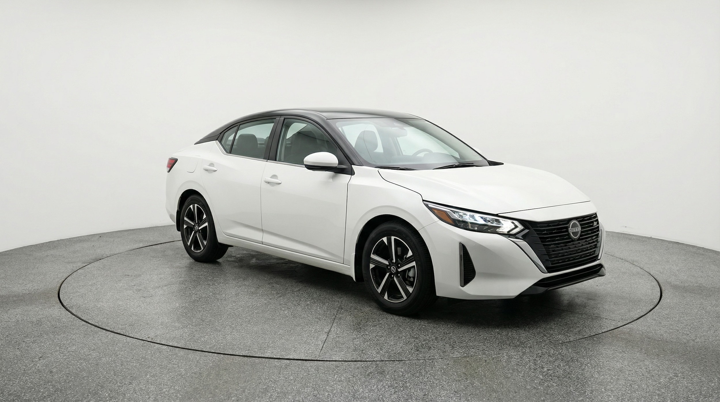 Thumbnail: 2025 Nissan Sentra - 1