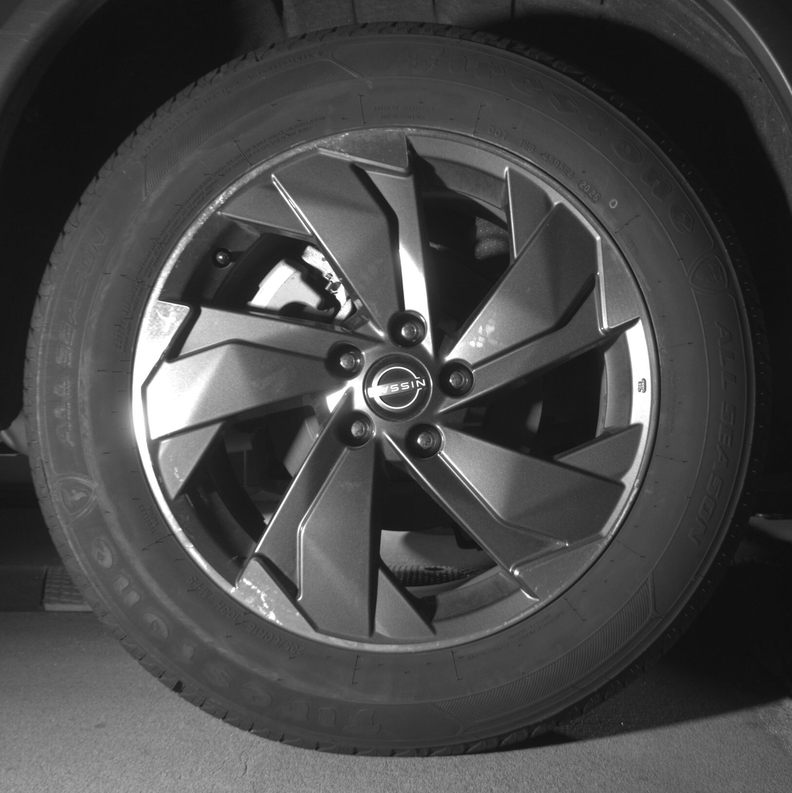 Thumbnail: 2025 Nissan Rogue - 12