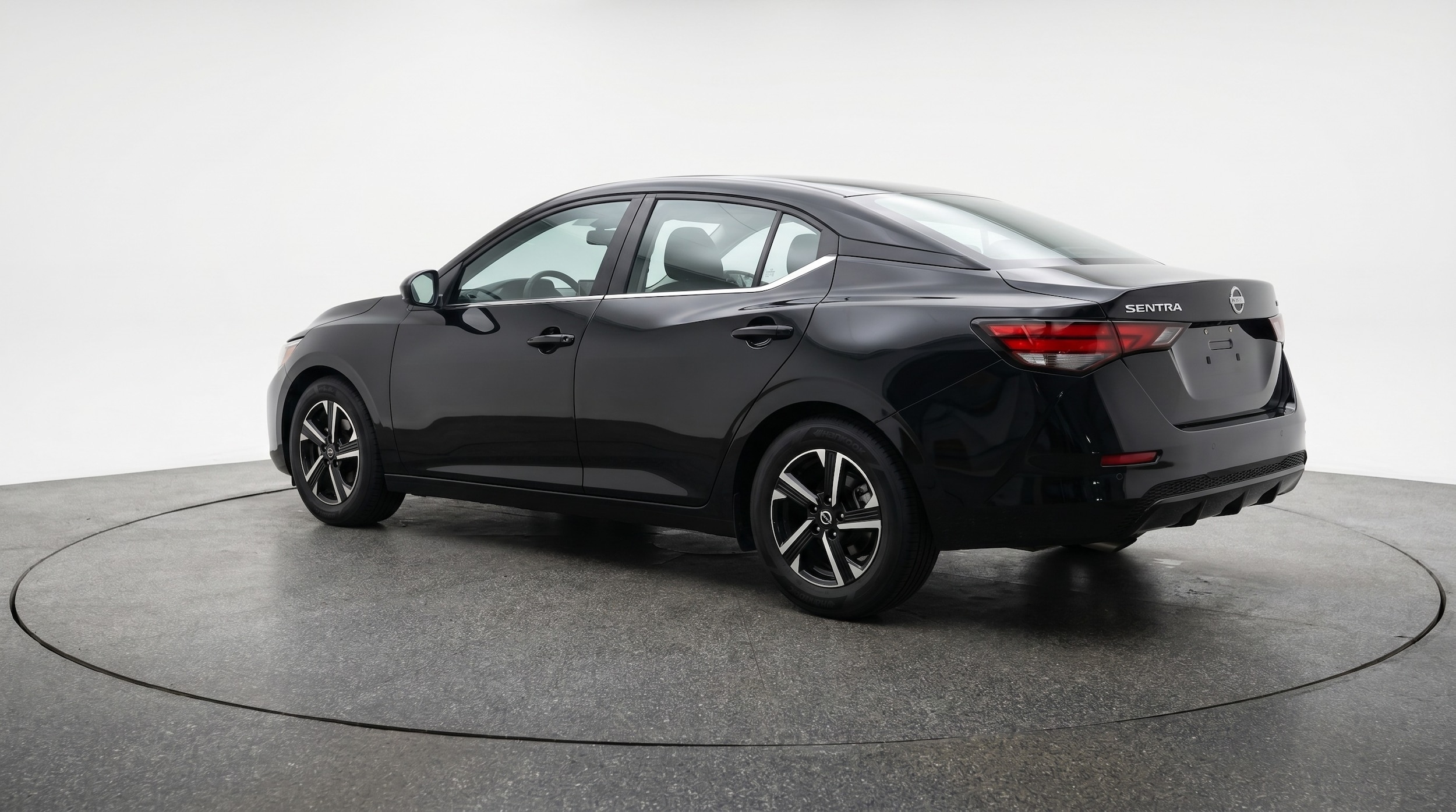 Thumbnail: 2025 Nissan Sentra - 5