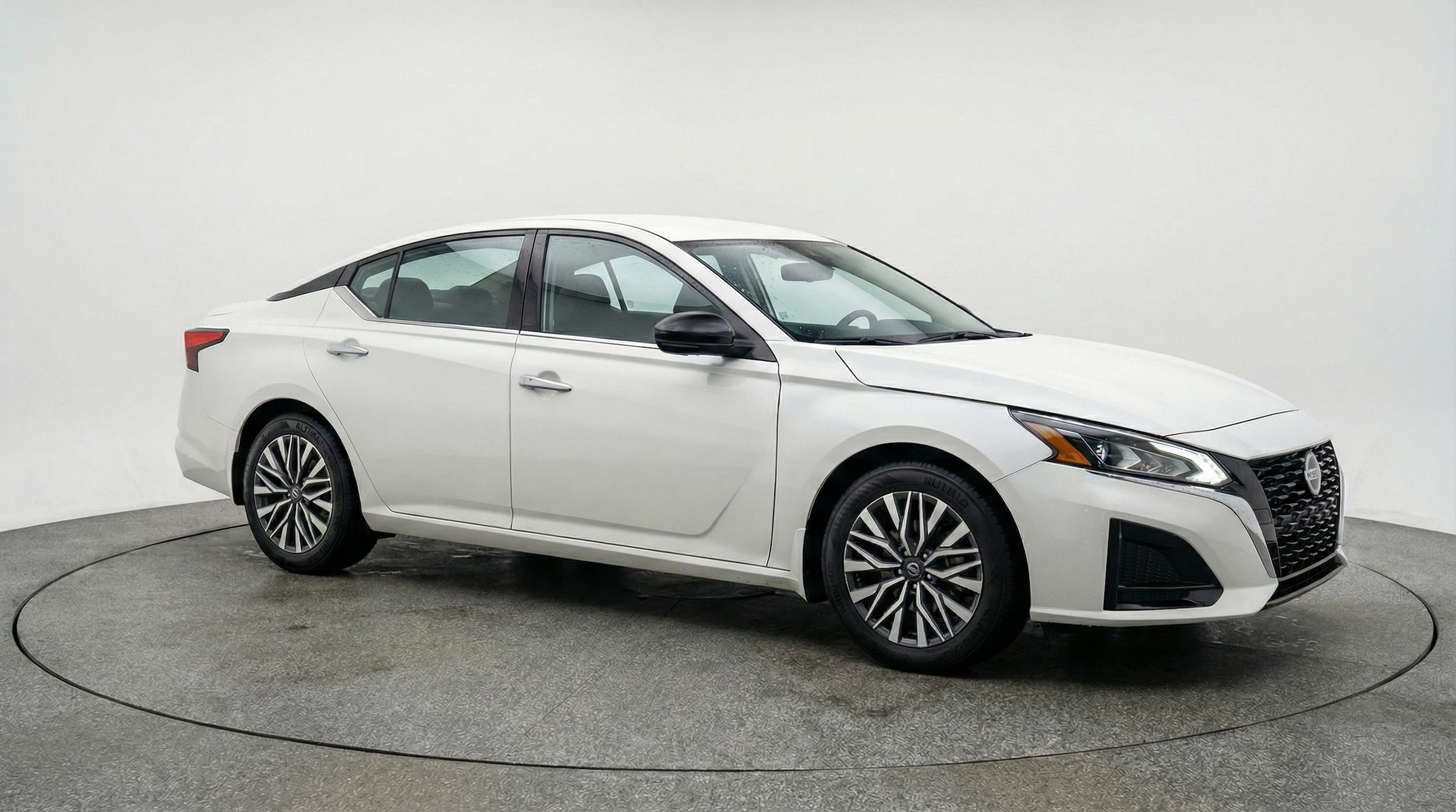 Thumbnail: 2025 Nissan Altima - 1