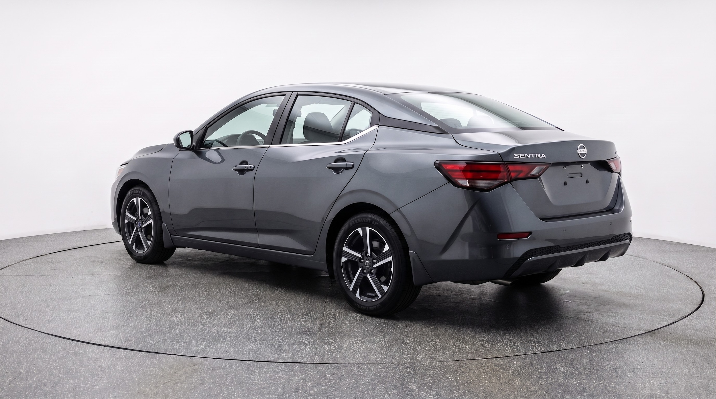 Thumbnail: 2025 Nissan Sentra - 5
